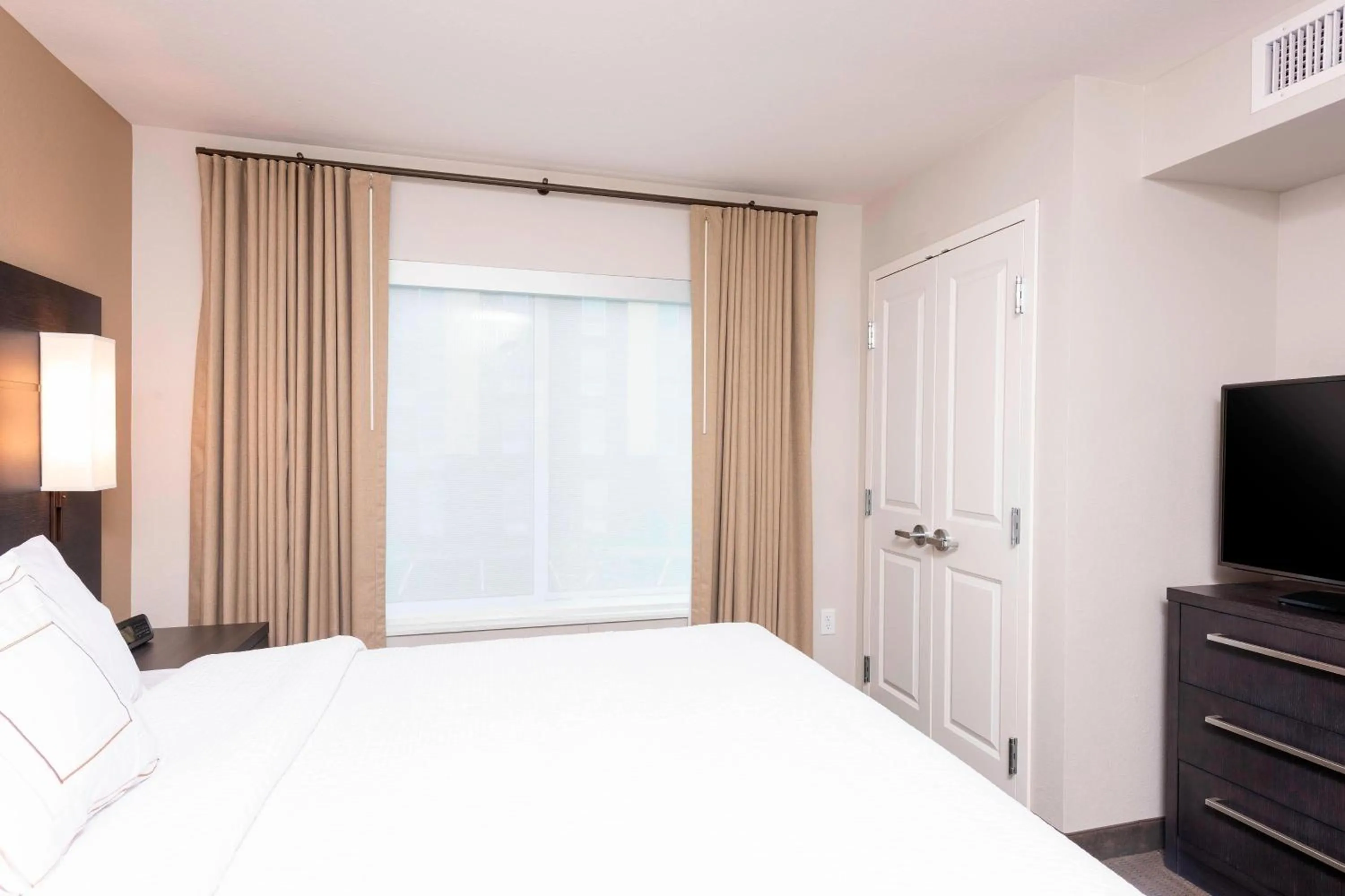 Bedroom, Bed in Residence Inn by Marriott Lafayette