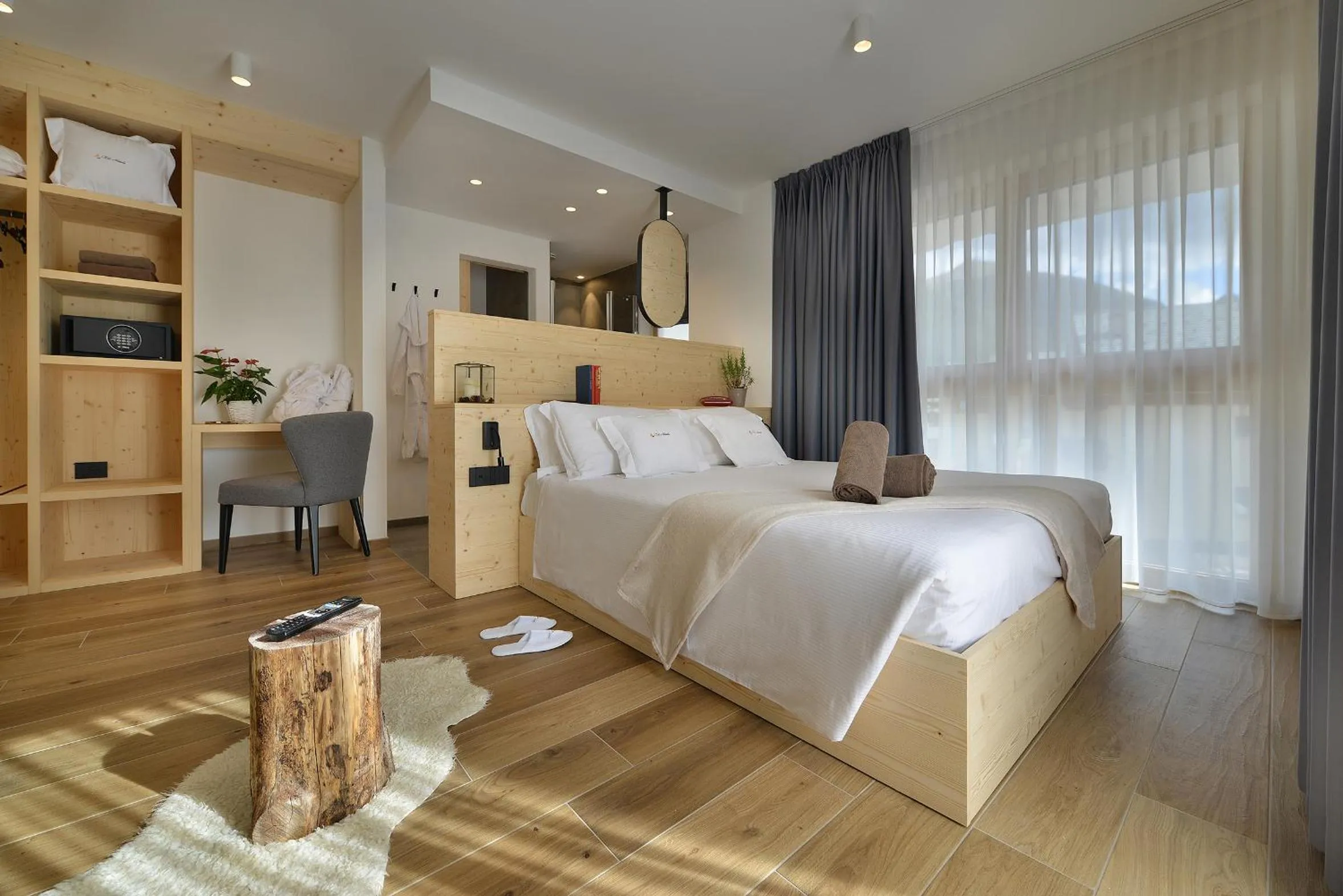 Bedroom, Bed in Hotel Valtellina