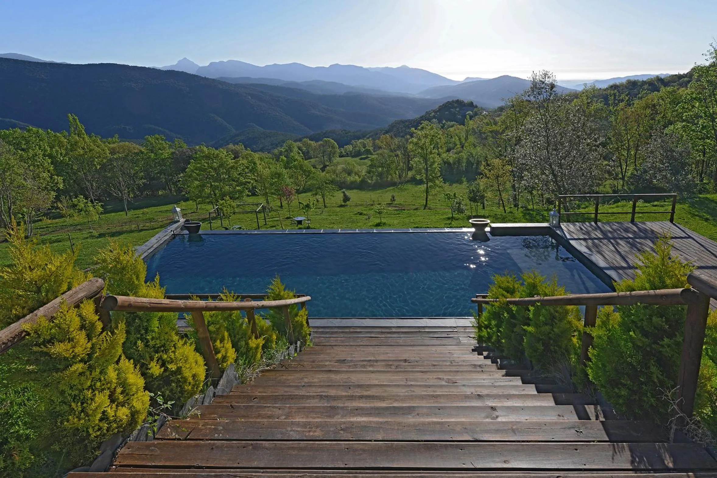 Swimming pool in Hotel Rural & Spa Mas Prat