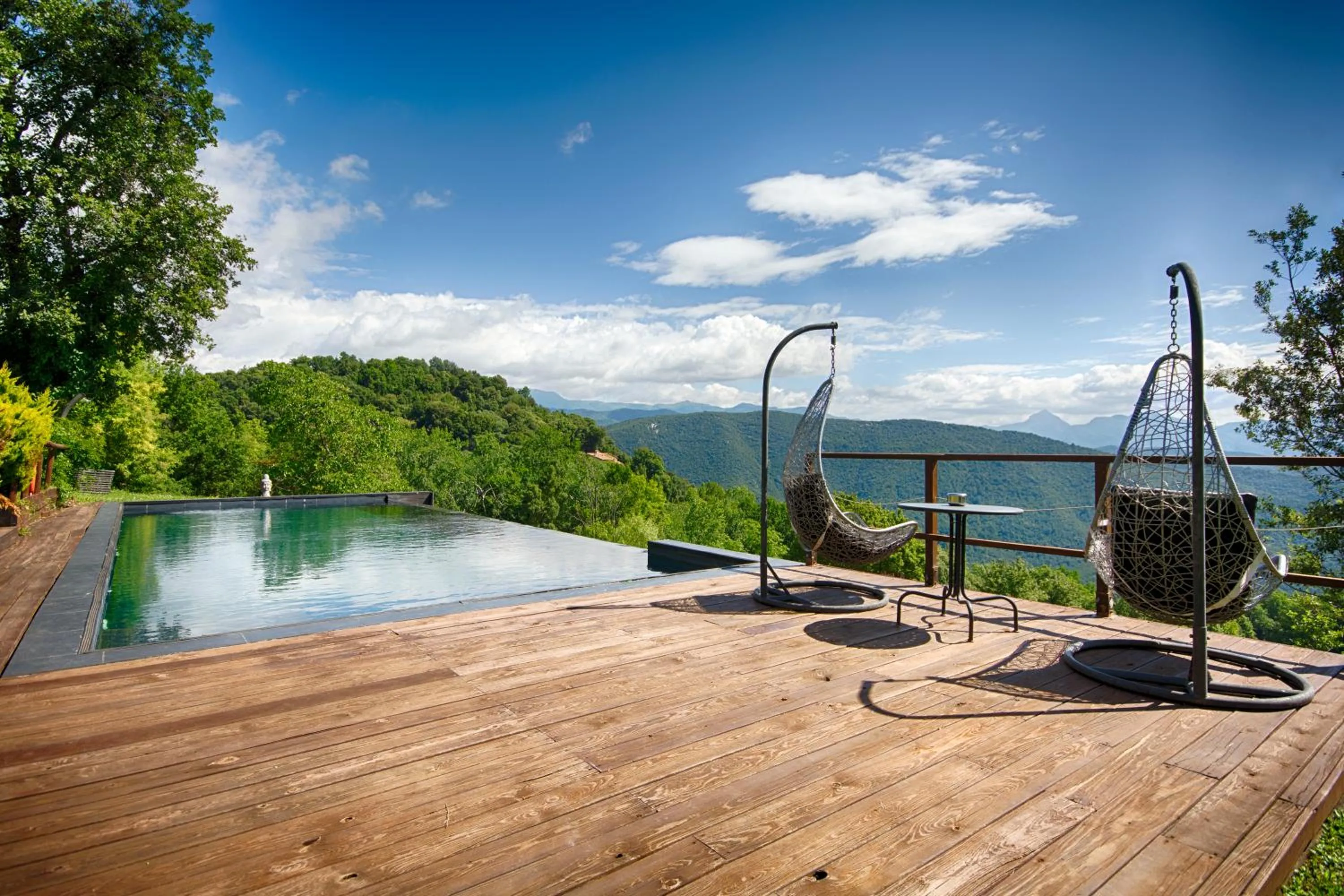 Swimming pool in Hotel Rural & Spa Mas Prat