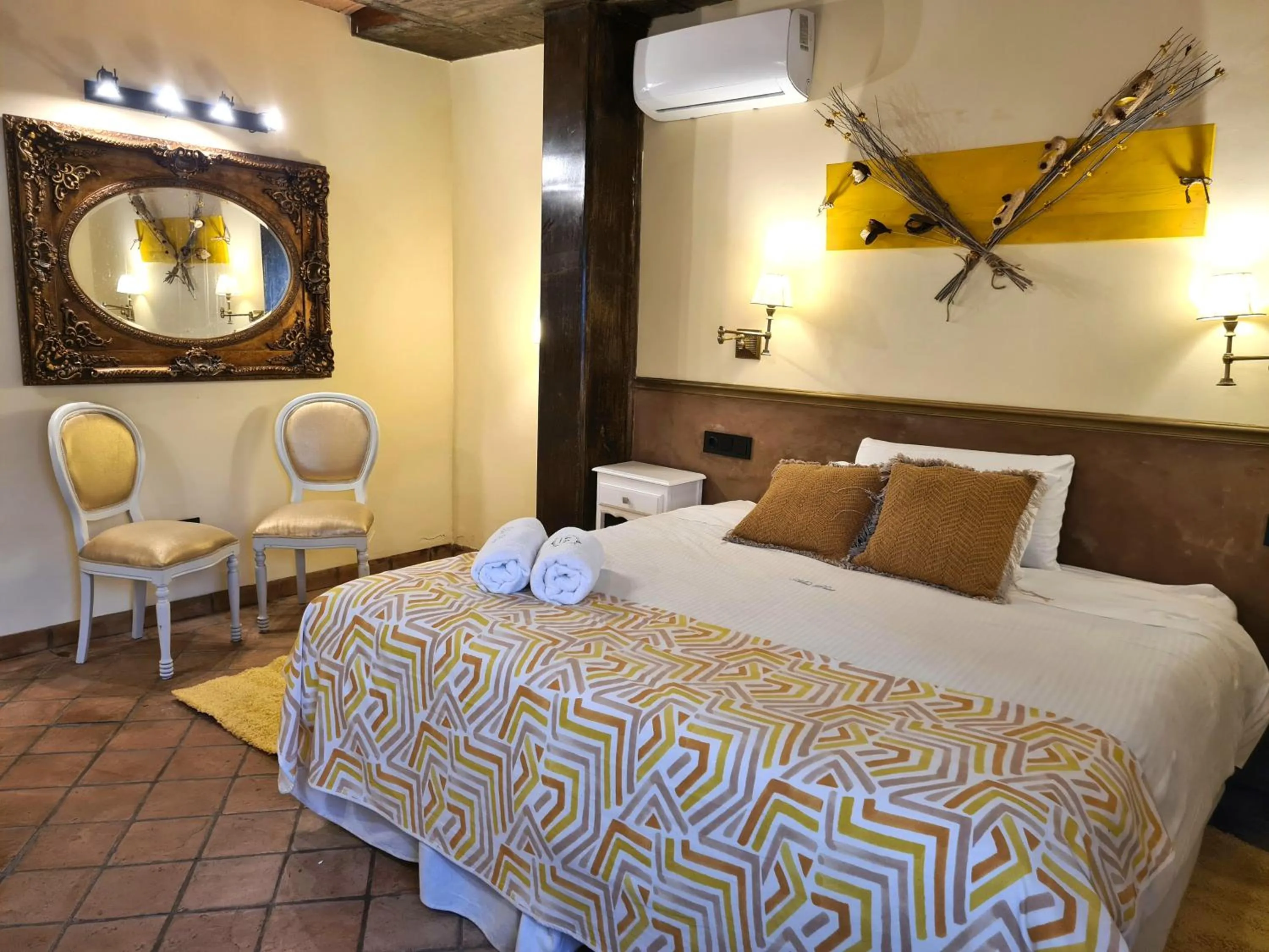 Bed in Hotel Rural & Spa Mas Prat
