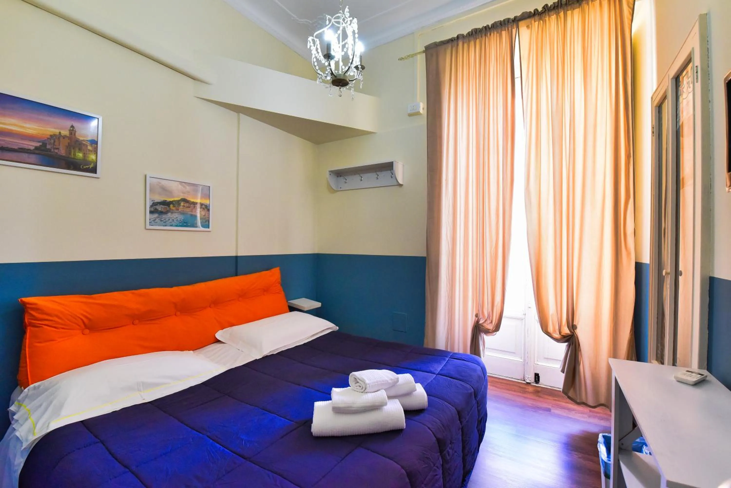 air conditioner, Bed in Hotel Suisse