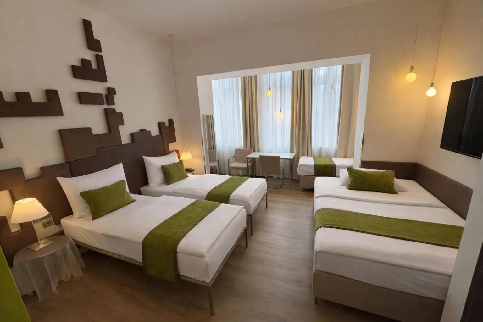 Bedroom, Bed in Pure White