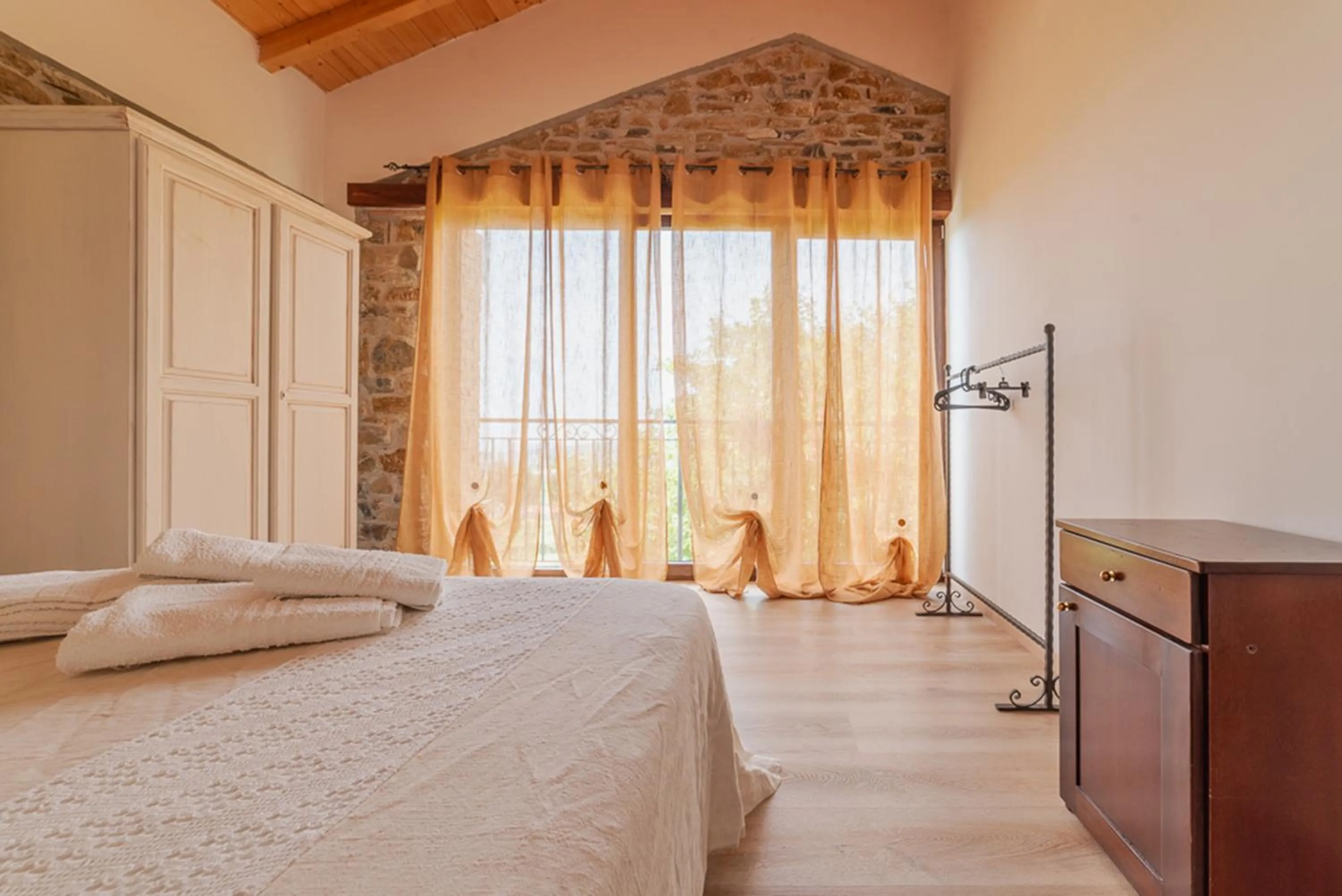 Bedroom, Bed in Agriturismo San Basilio