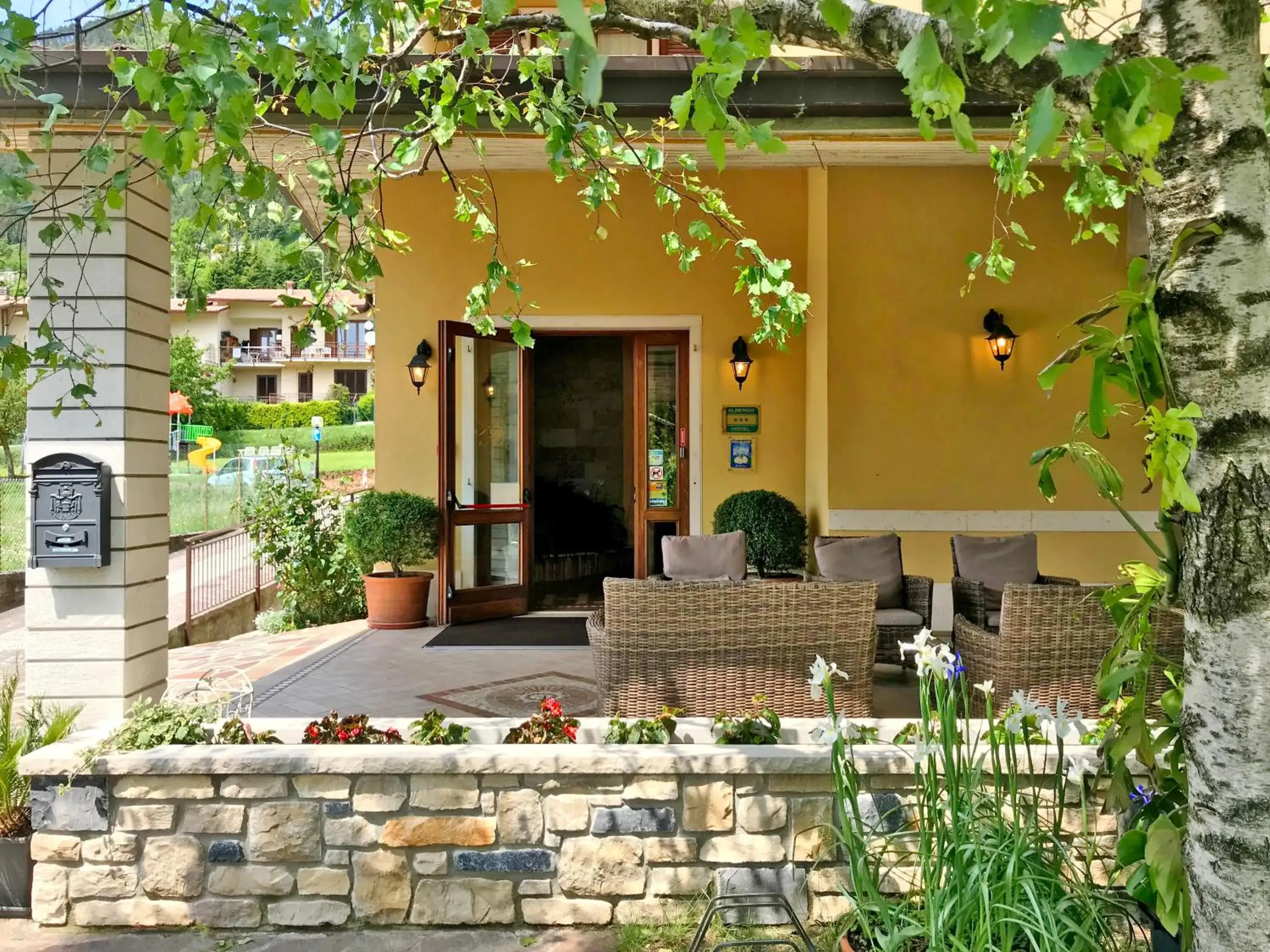 Patio in Hotel Astra