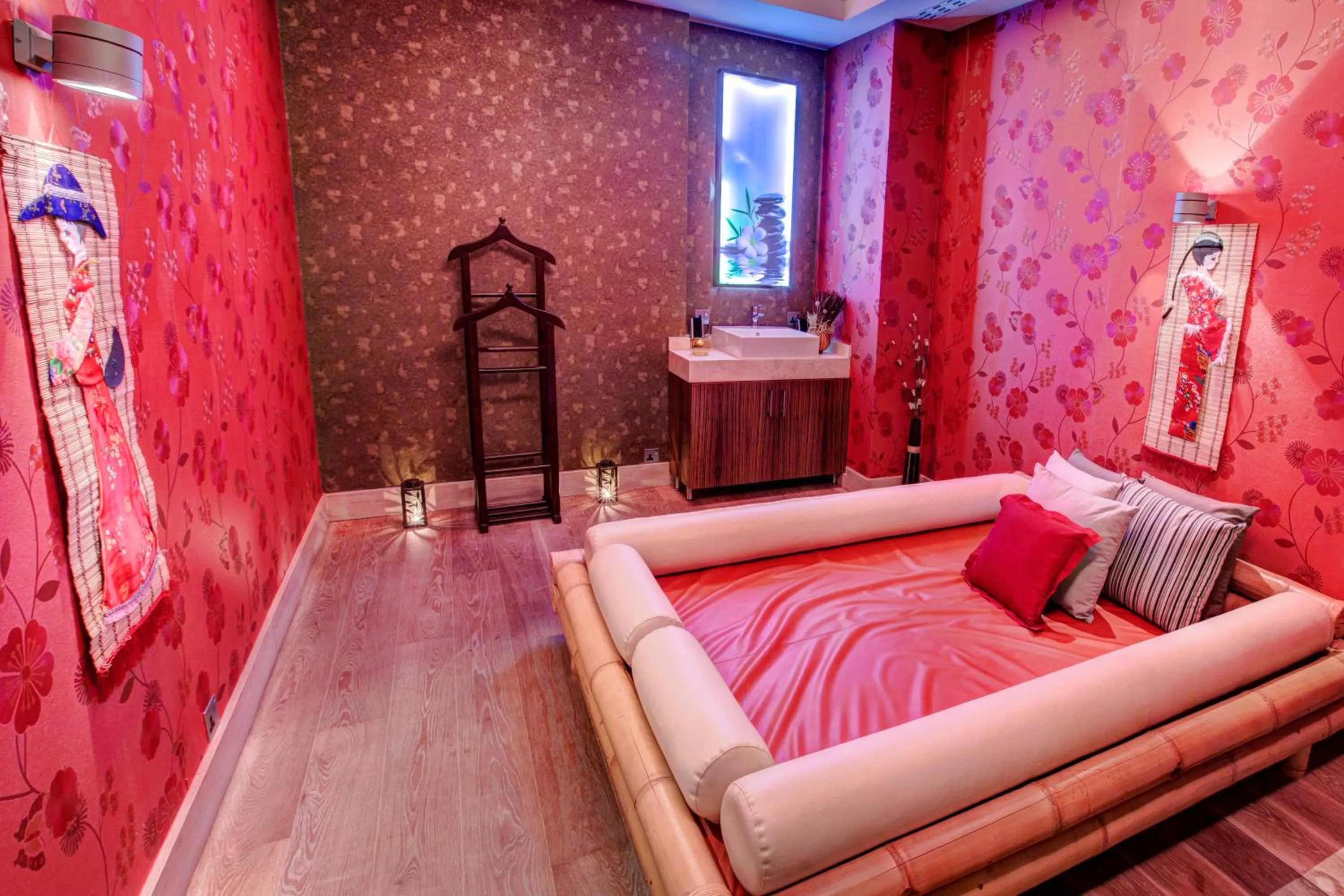 Sauna, Bed in Merit Lefkosa Hotel & Casino