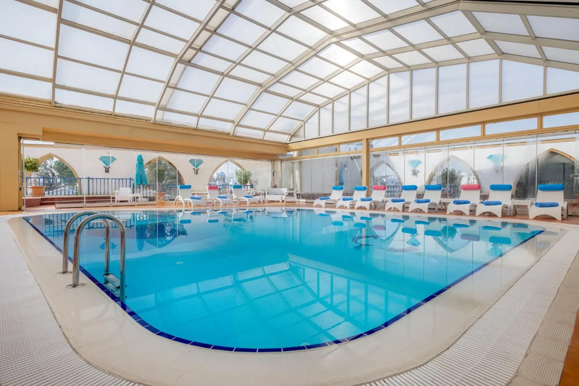 Pool view in Merit Lefkosa Hotel & Casino Pool view in Merit Lefkosa Hotel & Casino