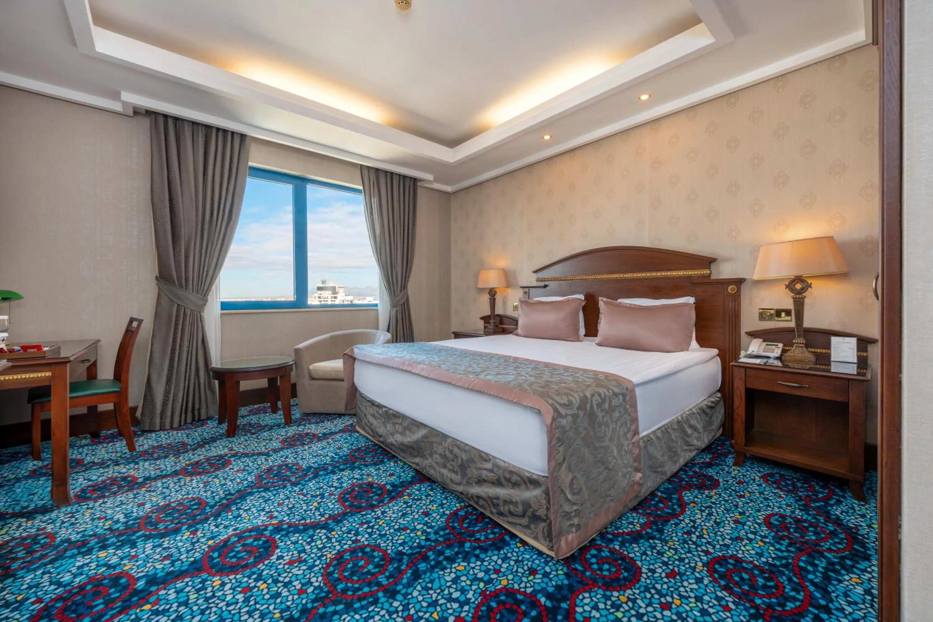 Bedroom, Bed in Merit Lefkosa Hotel & Casino