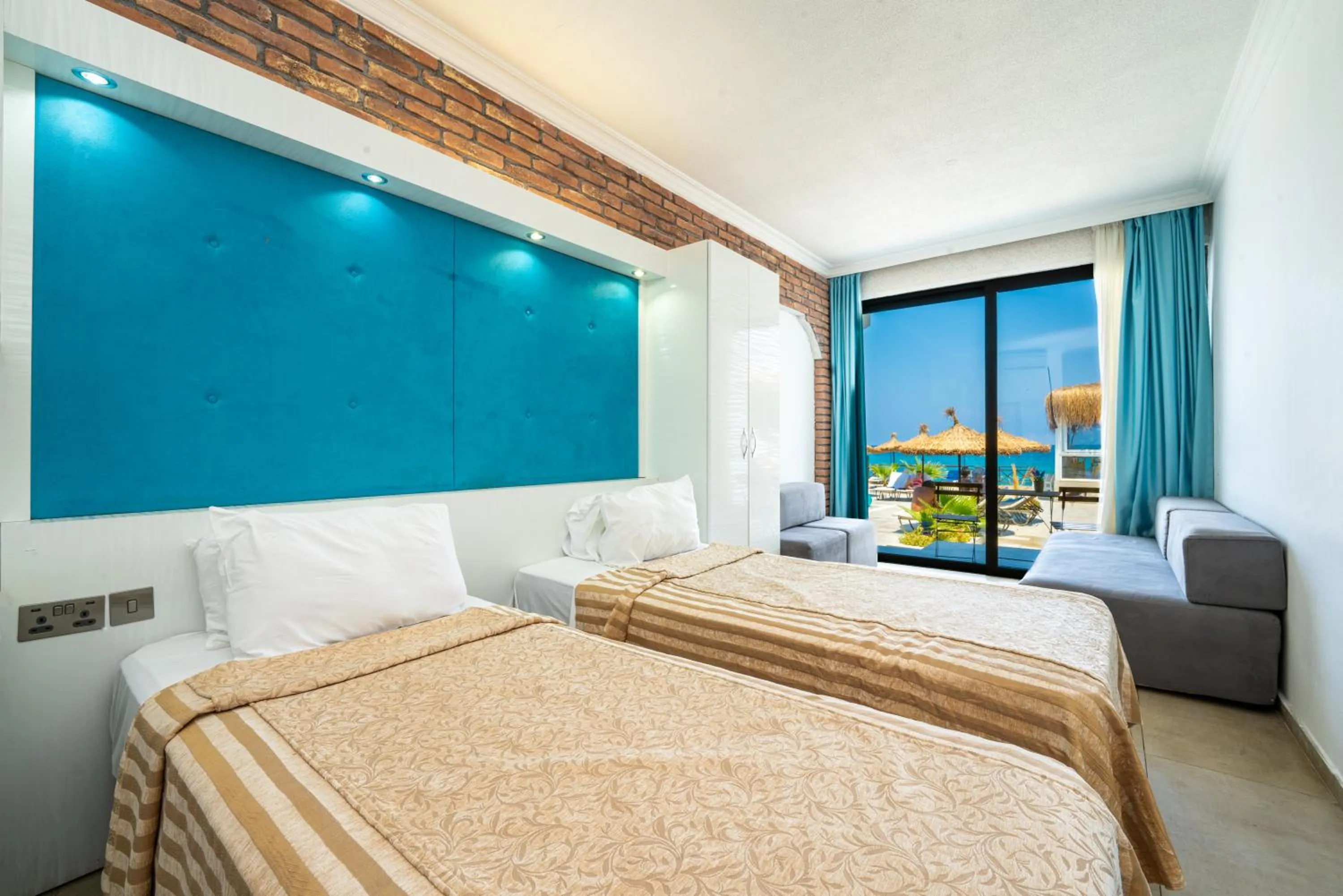 Patio in Manolya Hotel