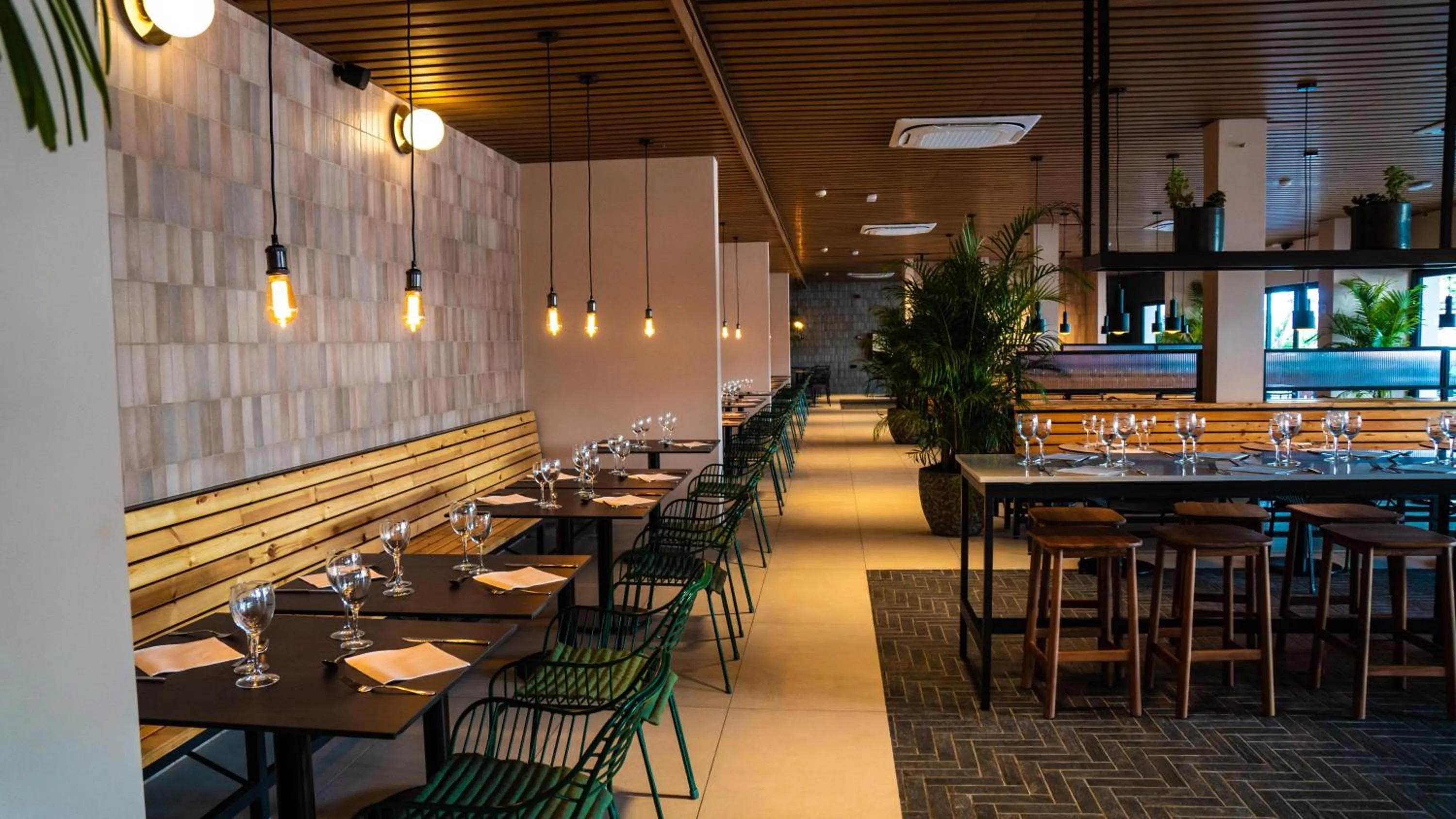 Restaurant/places to eat in Coral Cotillo Beach