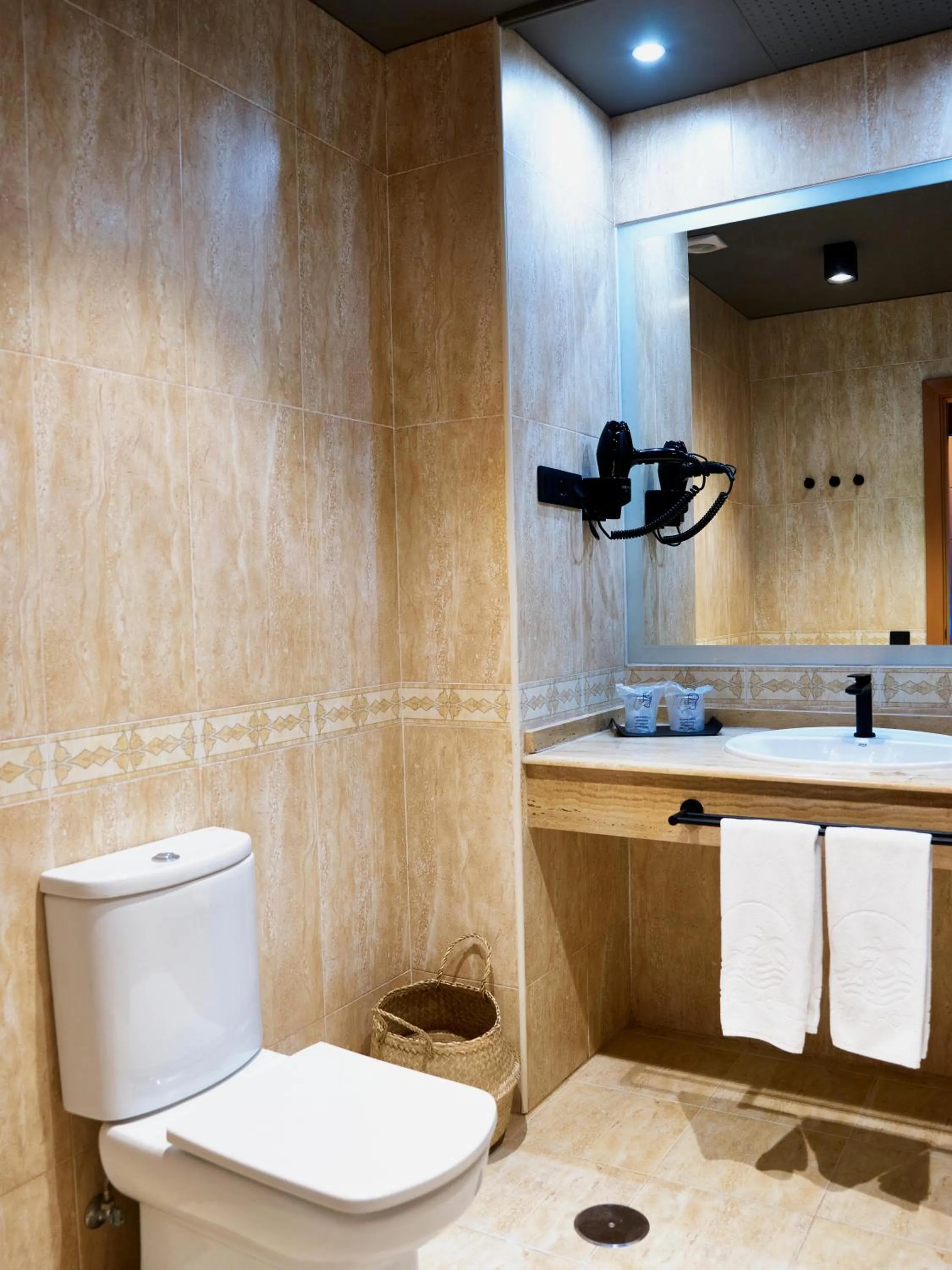 Bathroom in Coral Cotillo Beach