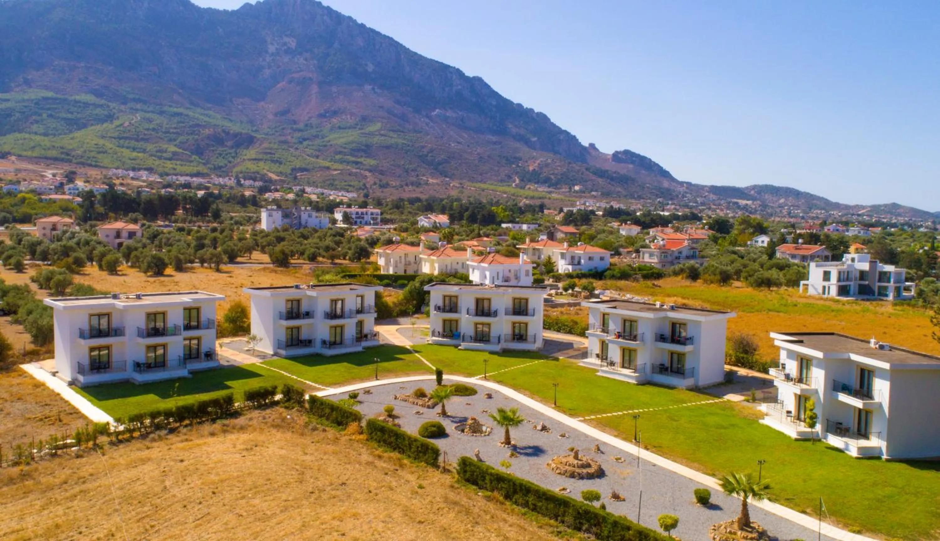 Mountain view in Hotel Sempati