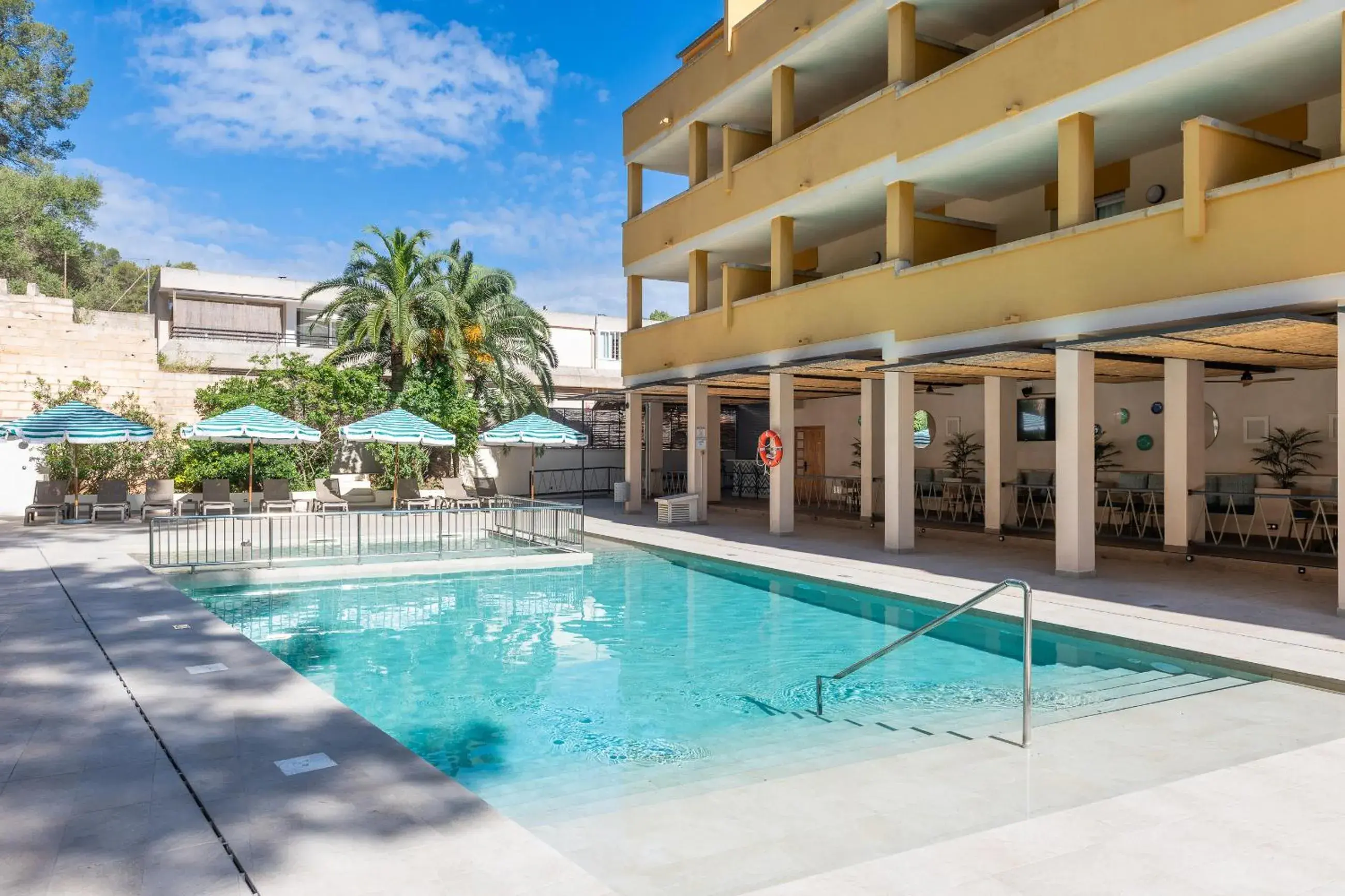 Swimming pool in FLOR los Almendros Hotel Swimming pool in FLOR los Almendros Hotel