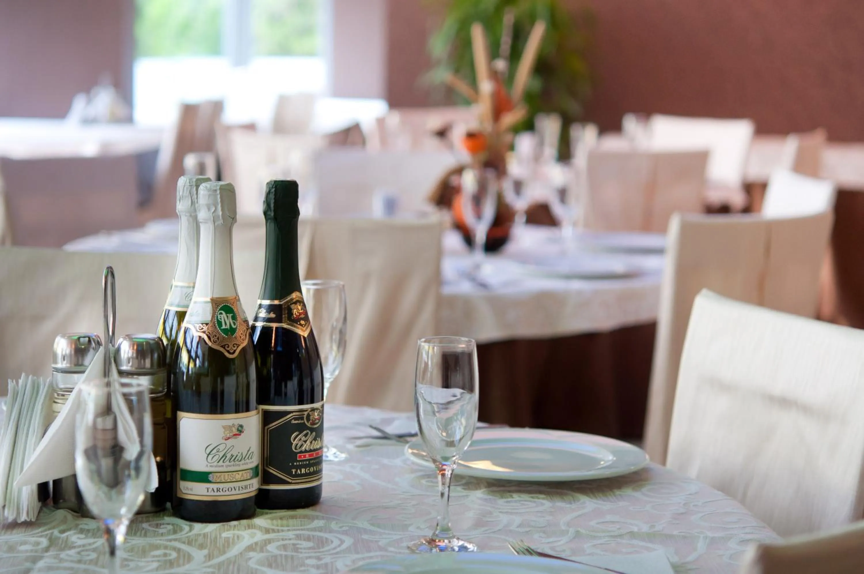 Restaurant/places to eat in Regata Palace Hotel