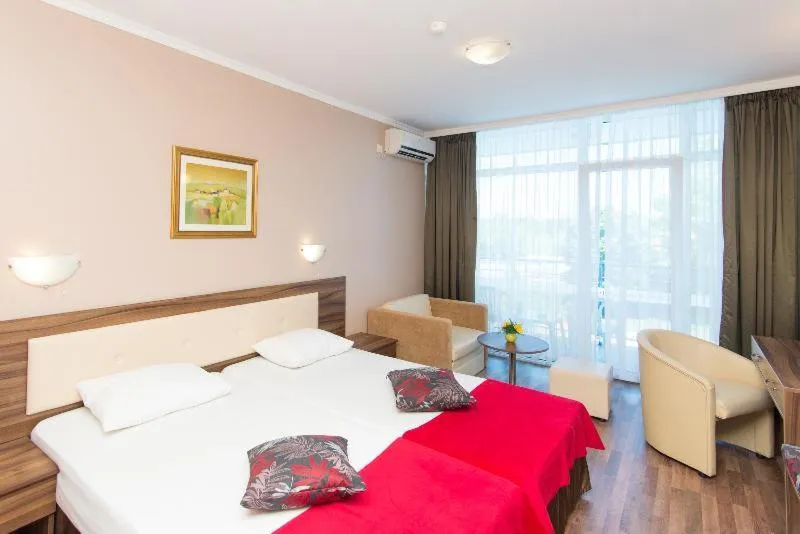 Photo of the whole room, Bed in Regata Palace Hotel