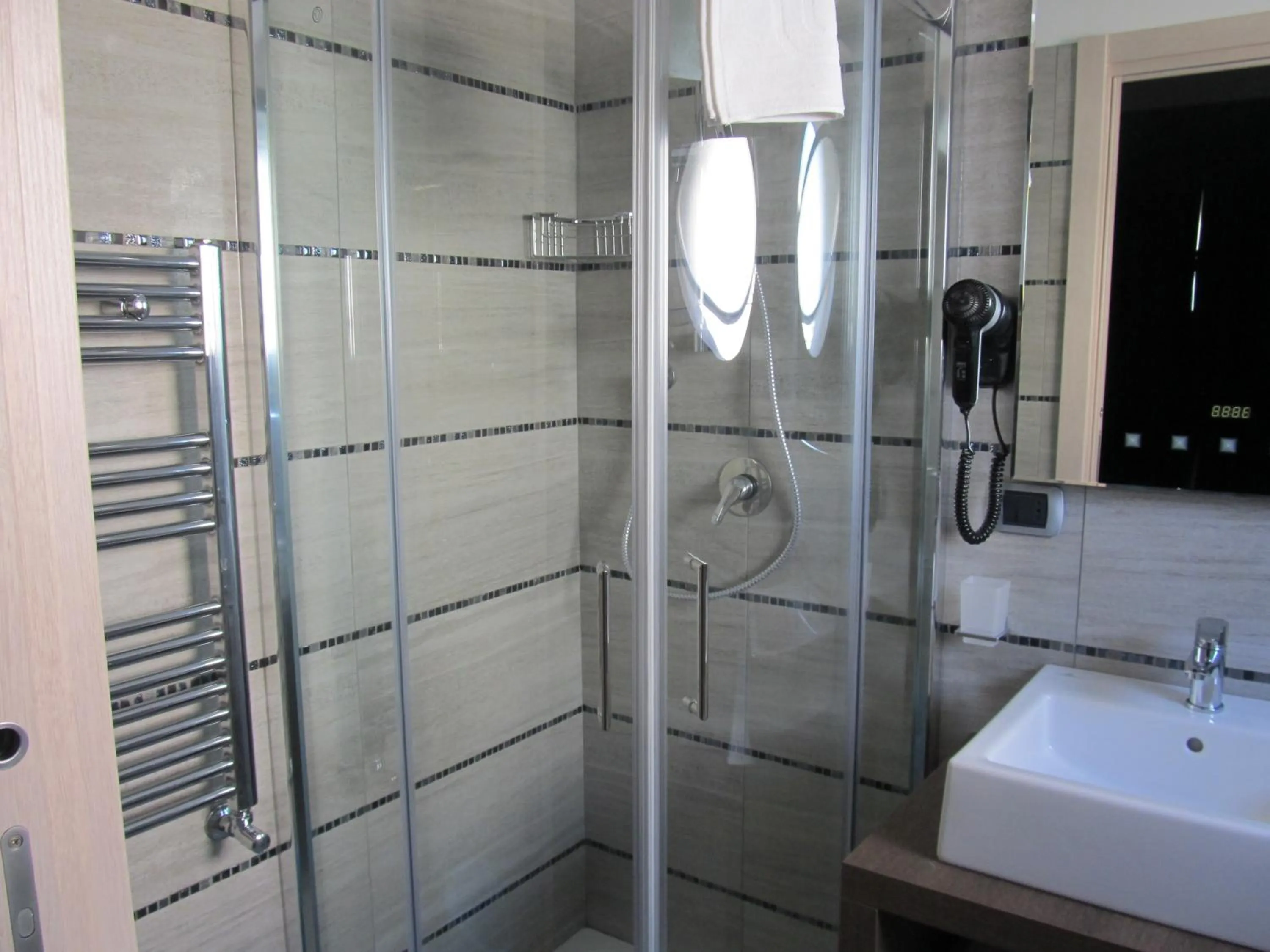 Bathroom in Hotel L'Approdo