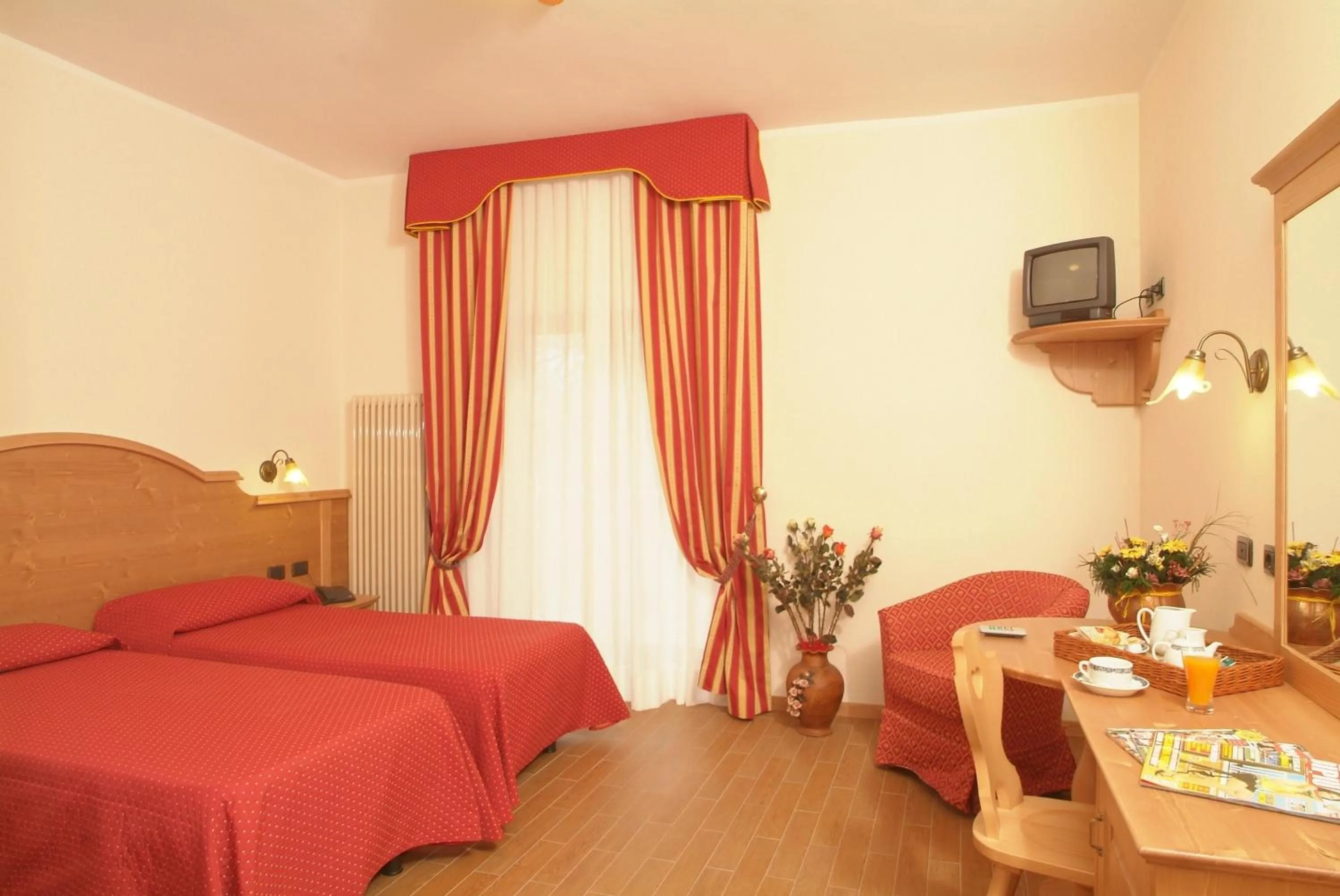 Bedroom, Bed in Hotel Fai