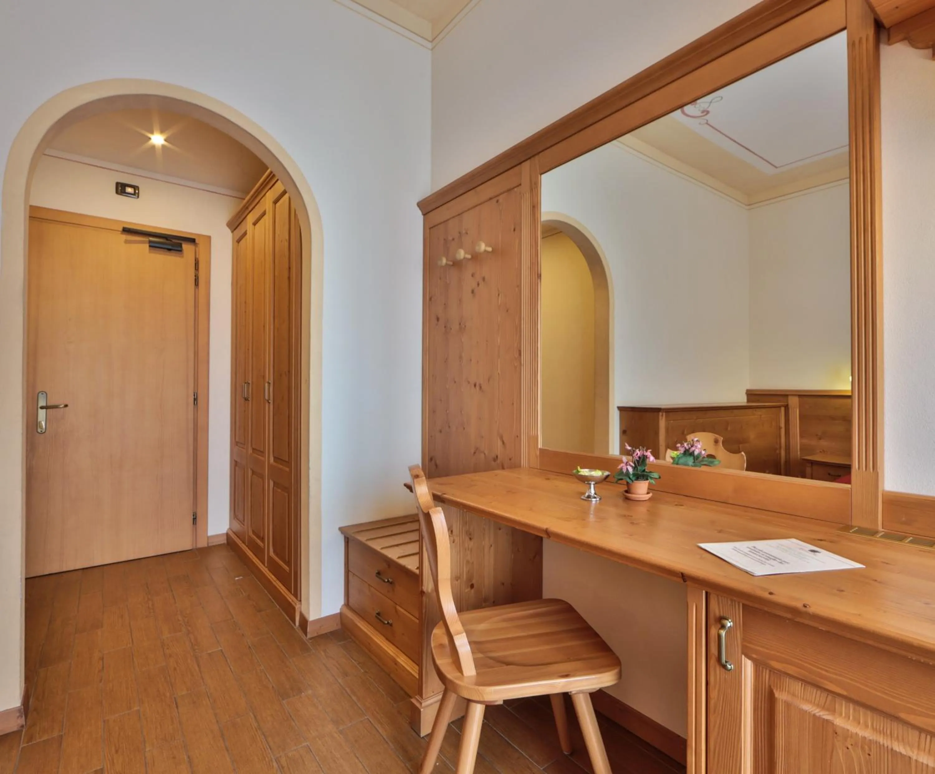 Photo of the whole room in Hotel Fai