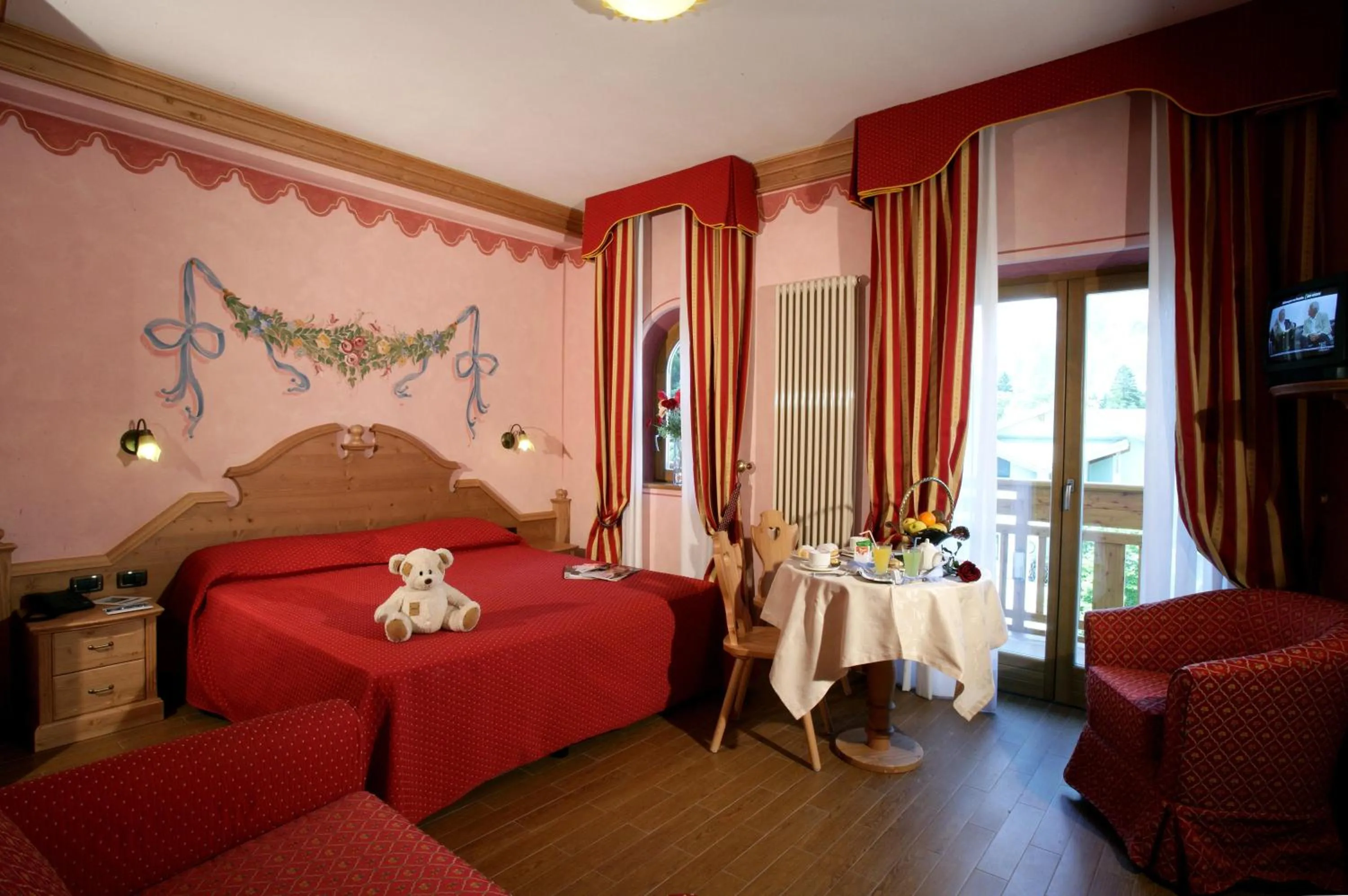 Bedroom, Bed in Hotel Fai