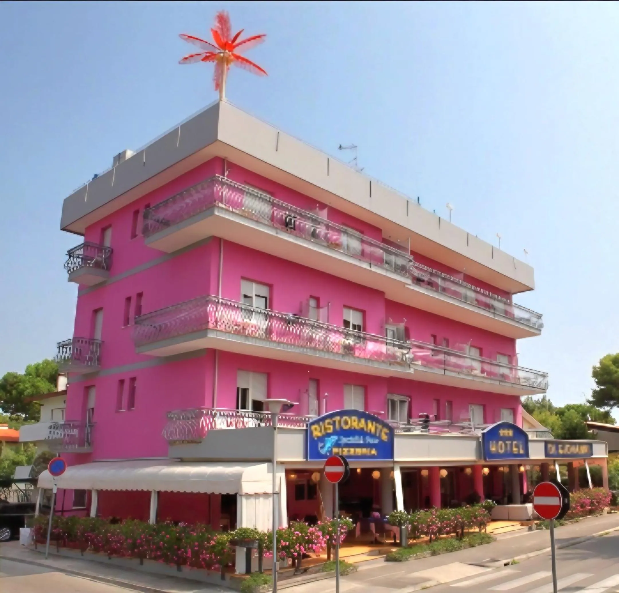 Property building in Hotel Di Giovanni