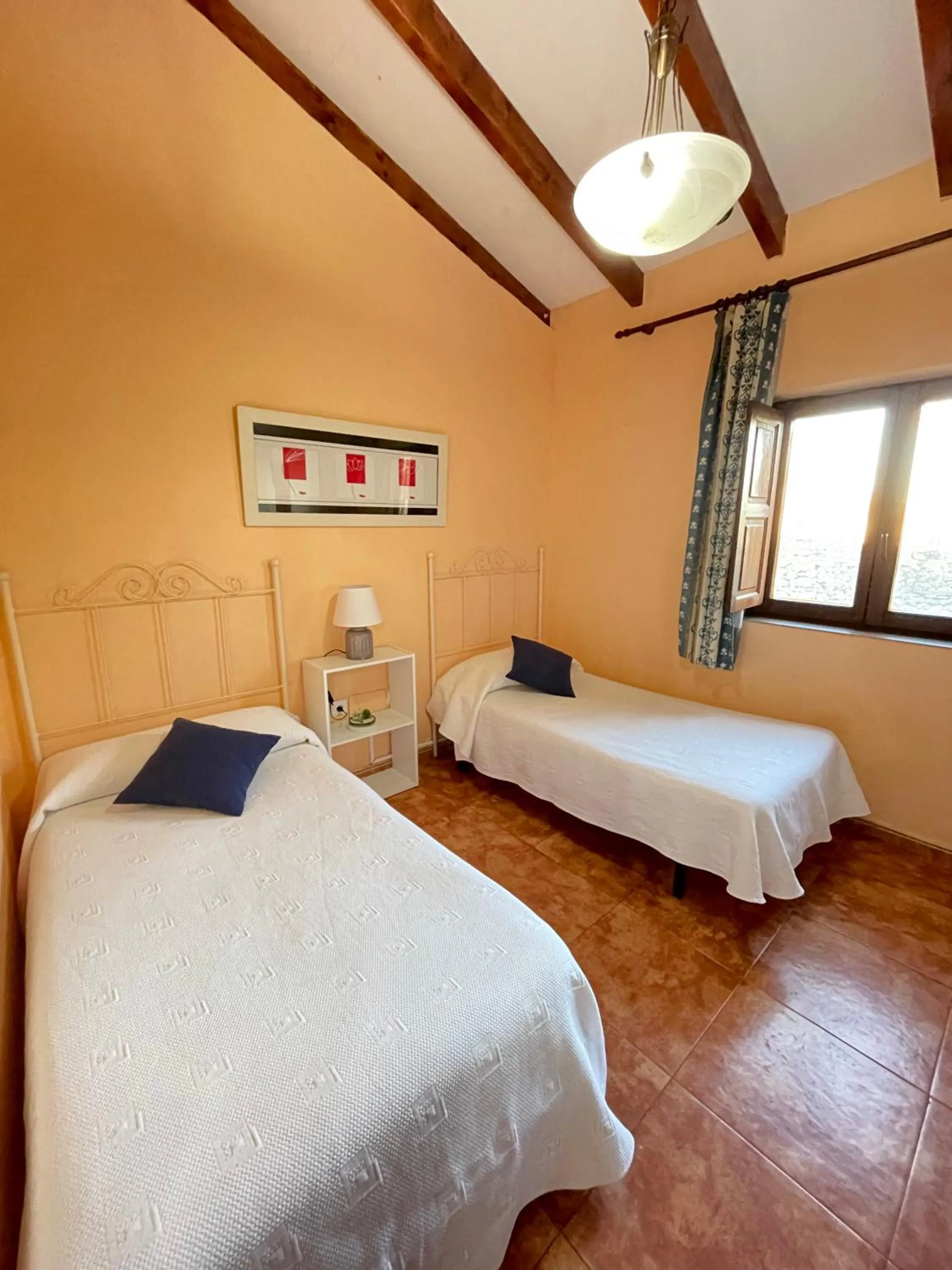 Bedroom, Bed in Posada La Cabaña De Salmon