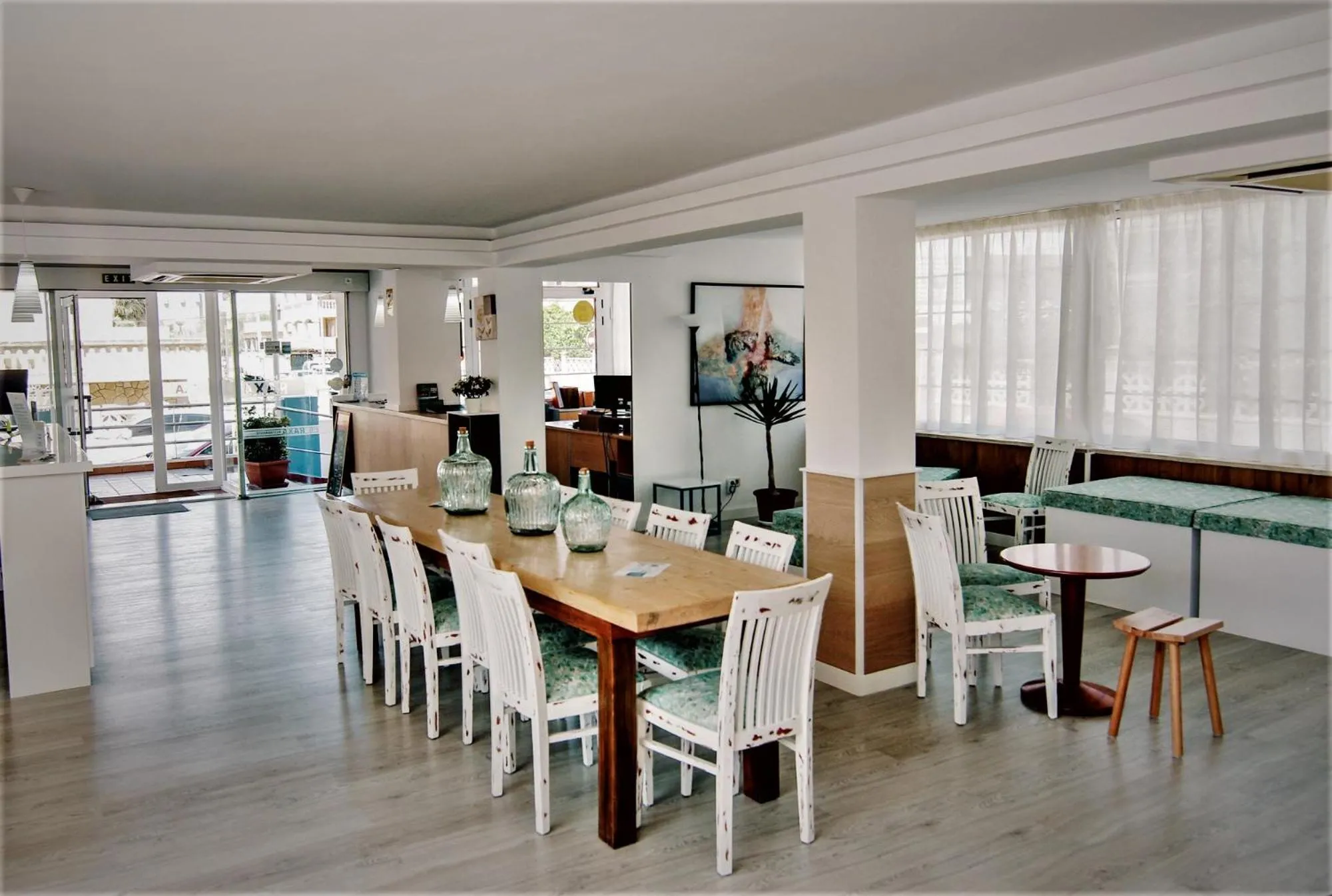 Lobby or reception in Hotel Raxa