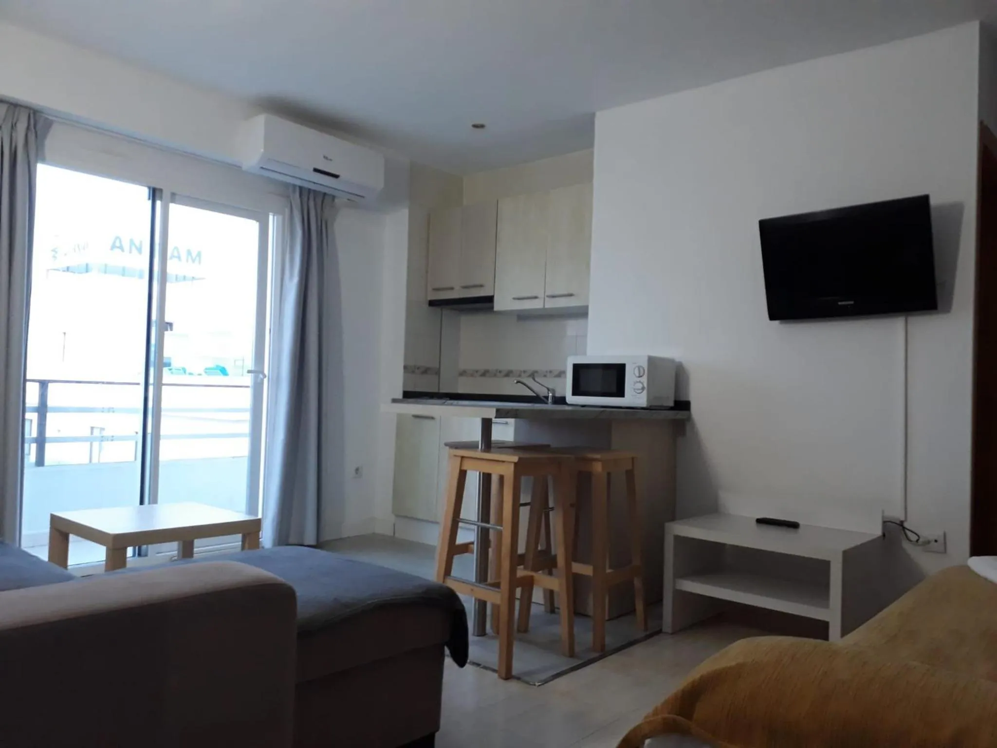 Kitchen or kitchenette in Hotel Raxa