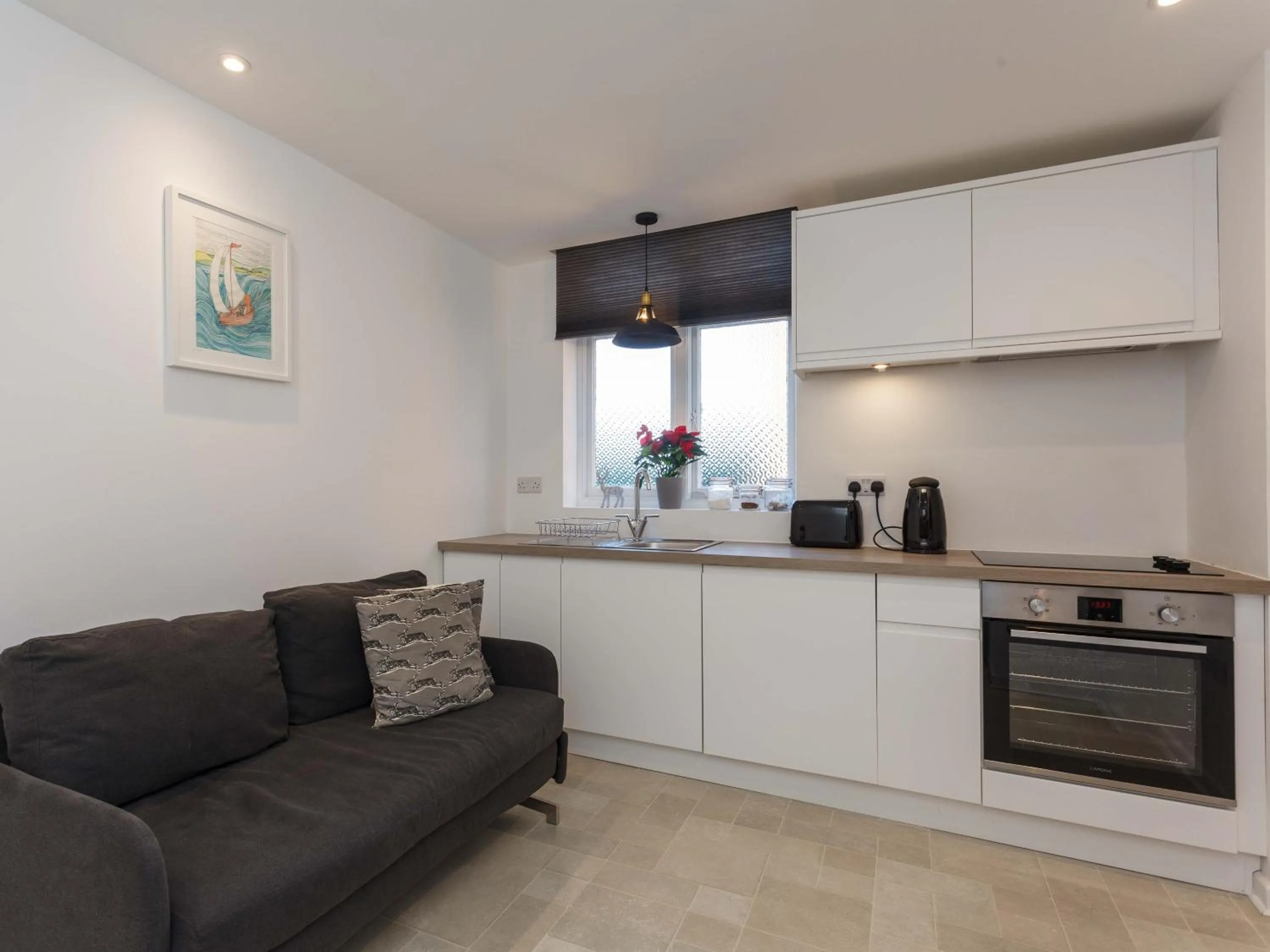 Kitchen or kitchenette in Dale House - Vivre Retreats