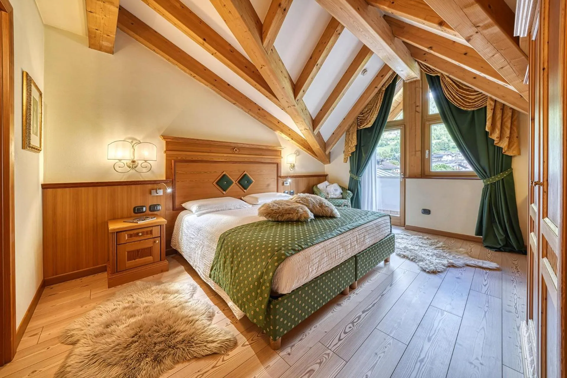 Bedroom, Bed in Brunet - The Dolomites Resort
