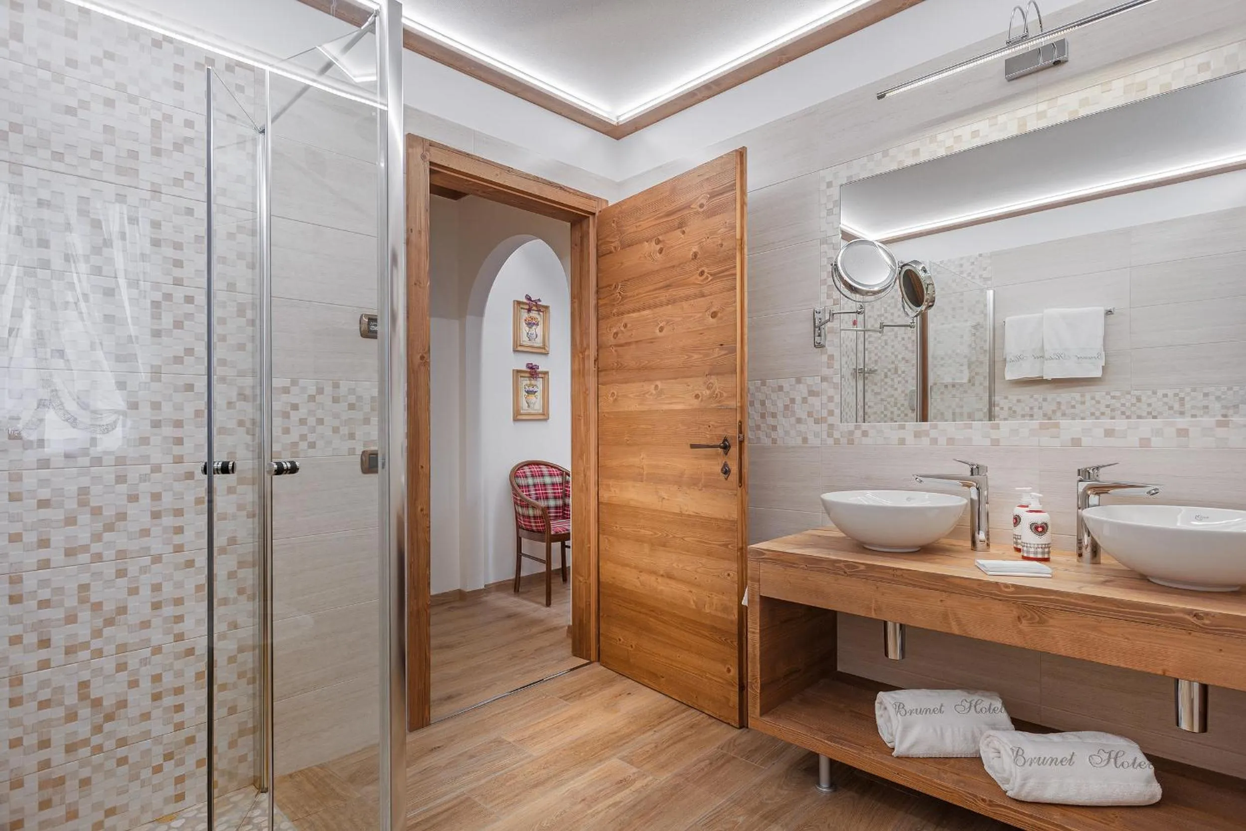 Bathroom in Brunet - The Dolomites Resort