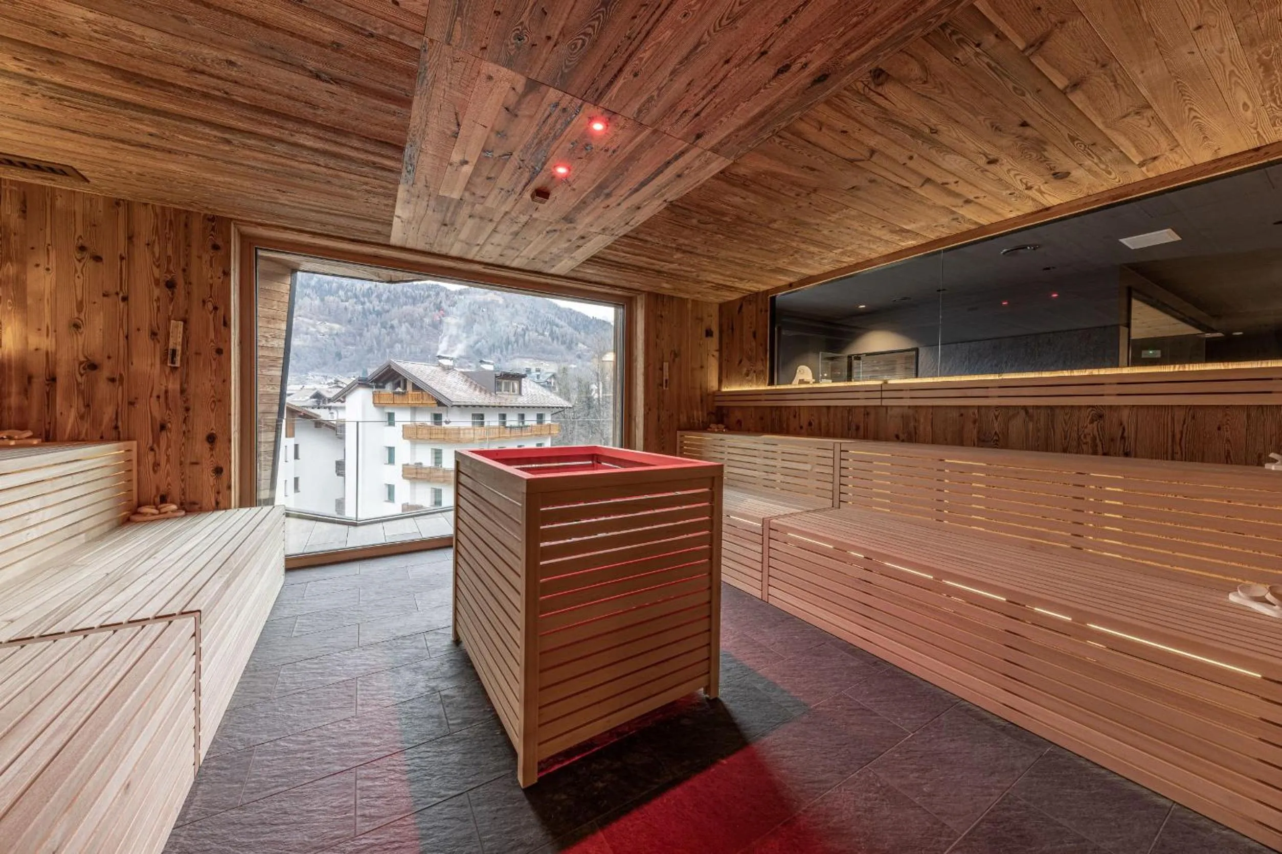 Sauna in Brunet - The Dolomites Resort