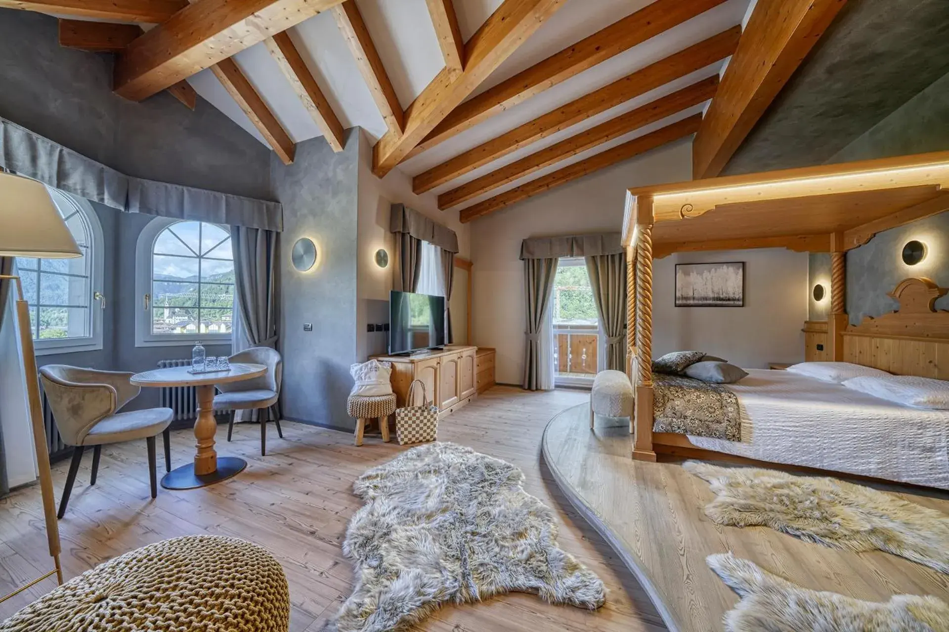 Bedroom, Bed in Brunet - The Dolomites Resort Bedroom, Bed in Brunet - The Dolomites Resort