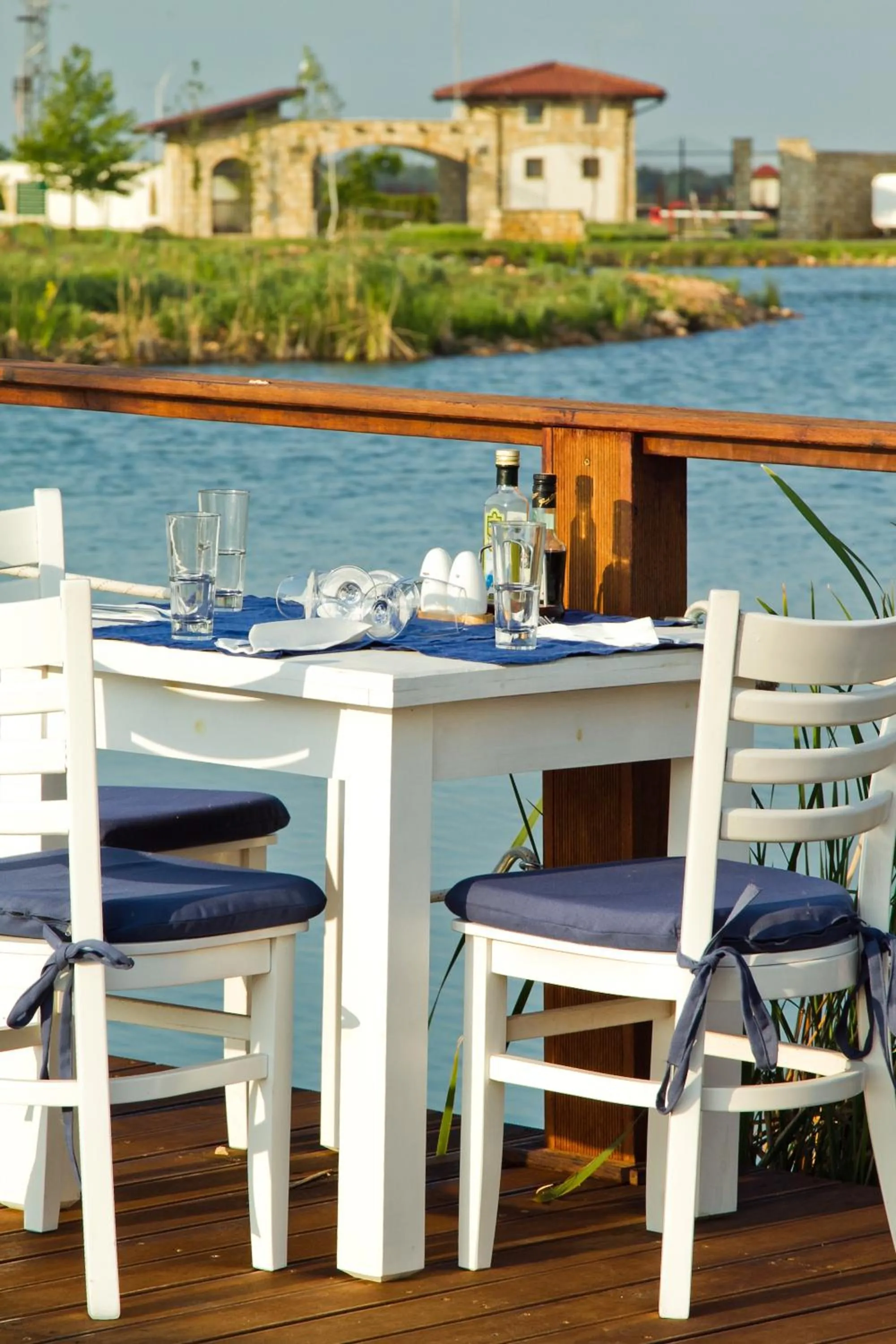 Restaurant/places to eat in BlackSeaRama Golf & Villas