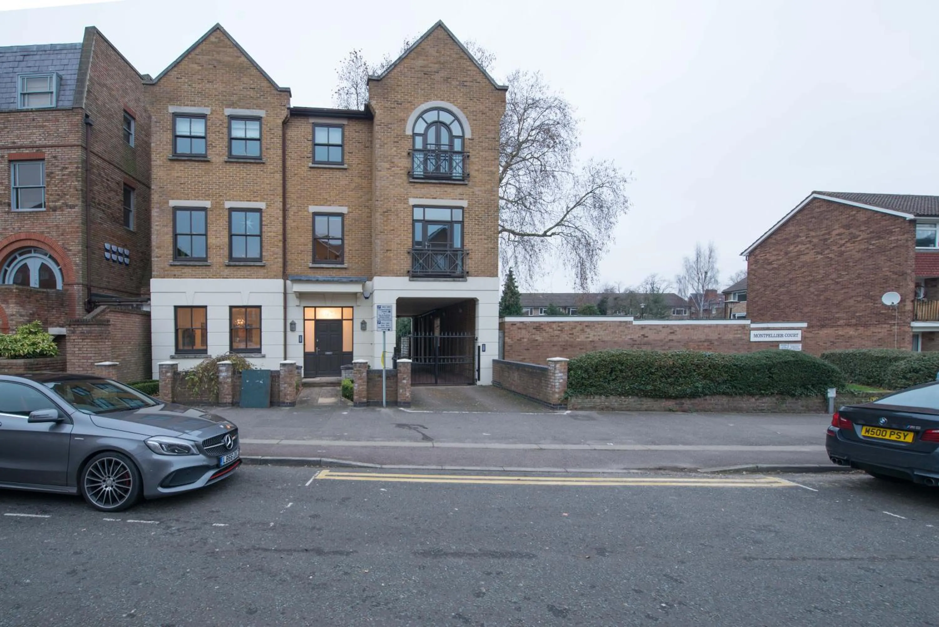 Property building in Hampden Apartments - The Catherine