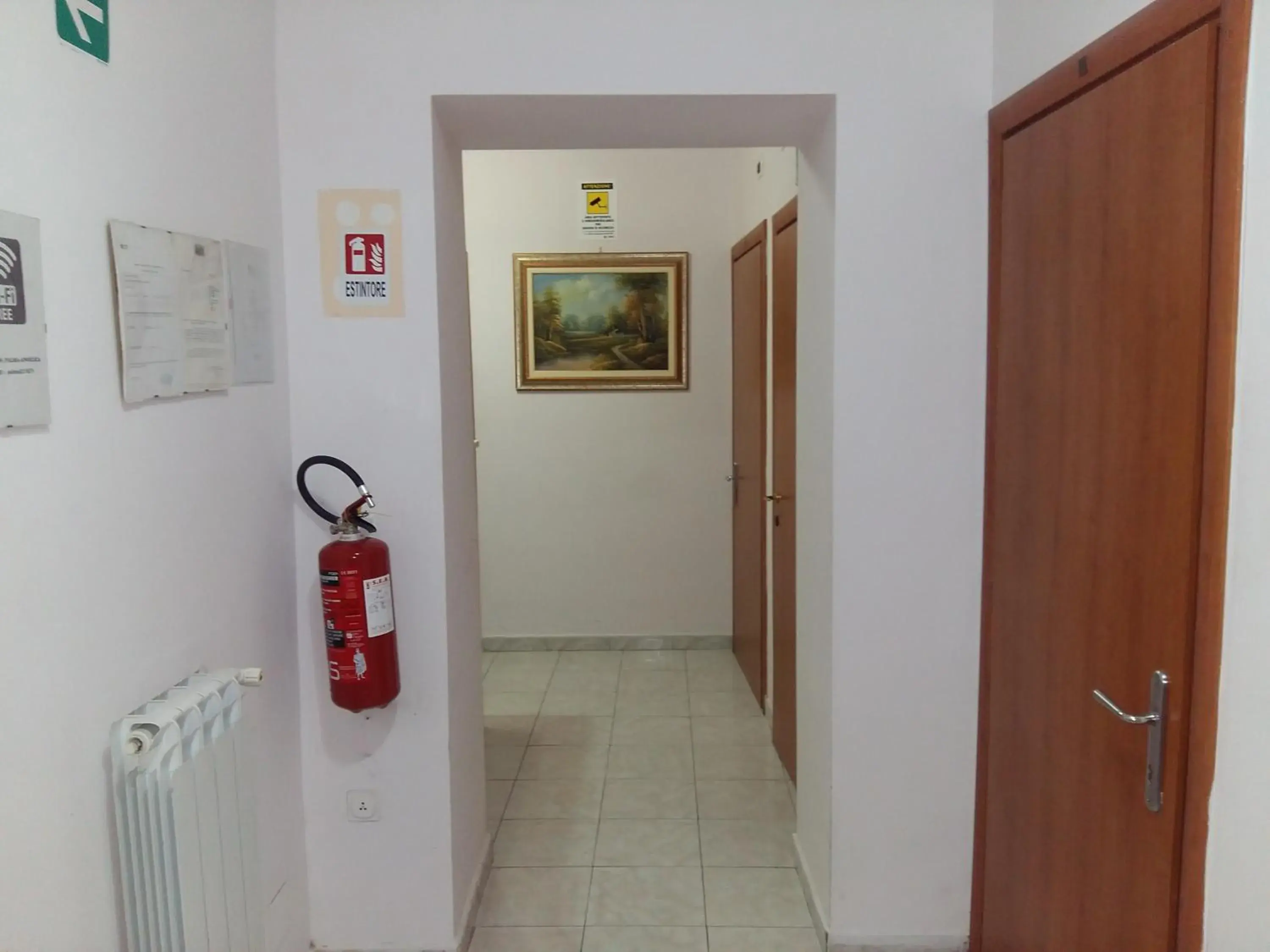 Facade/entrance in Friendship Place Facade/entrance in Friendship Place