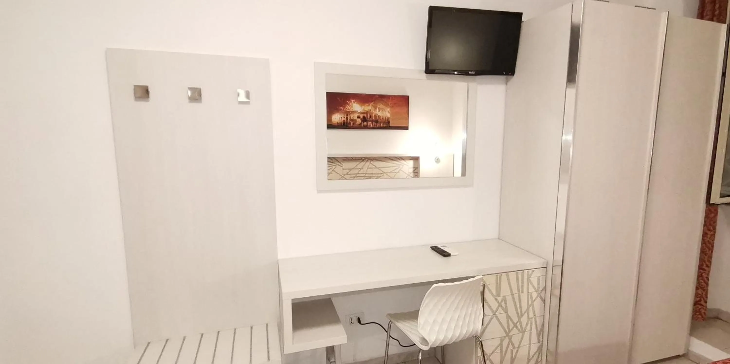 Bedroom in Friendship Place