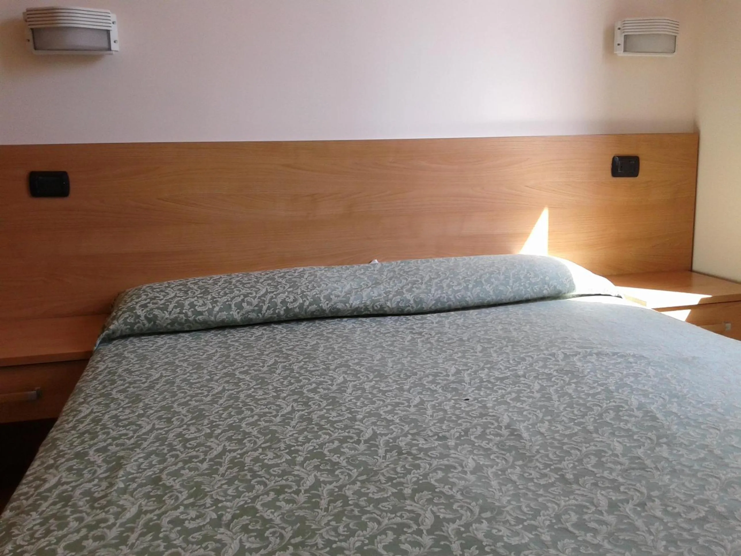 Bedroom, Bed in Friendship Place