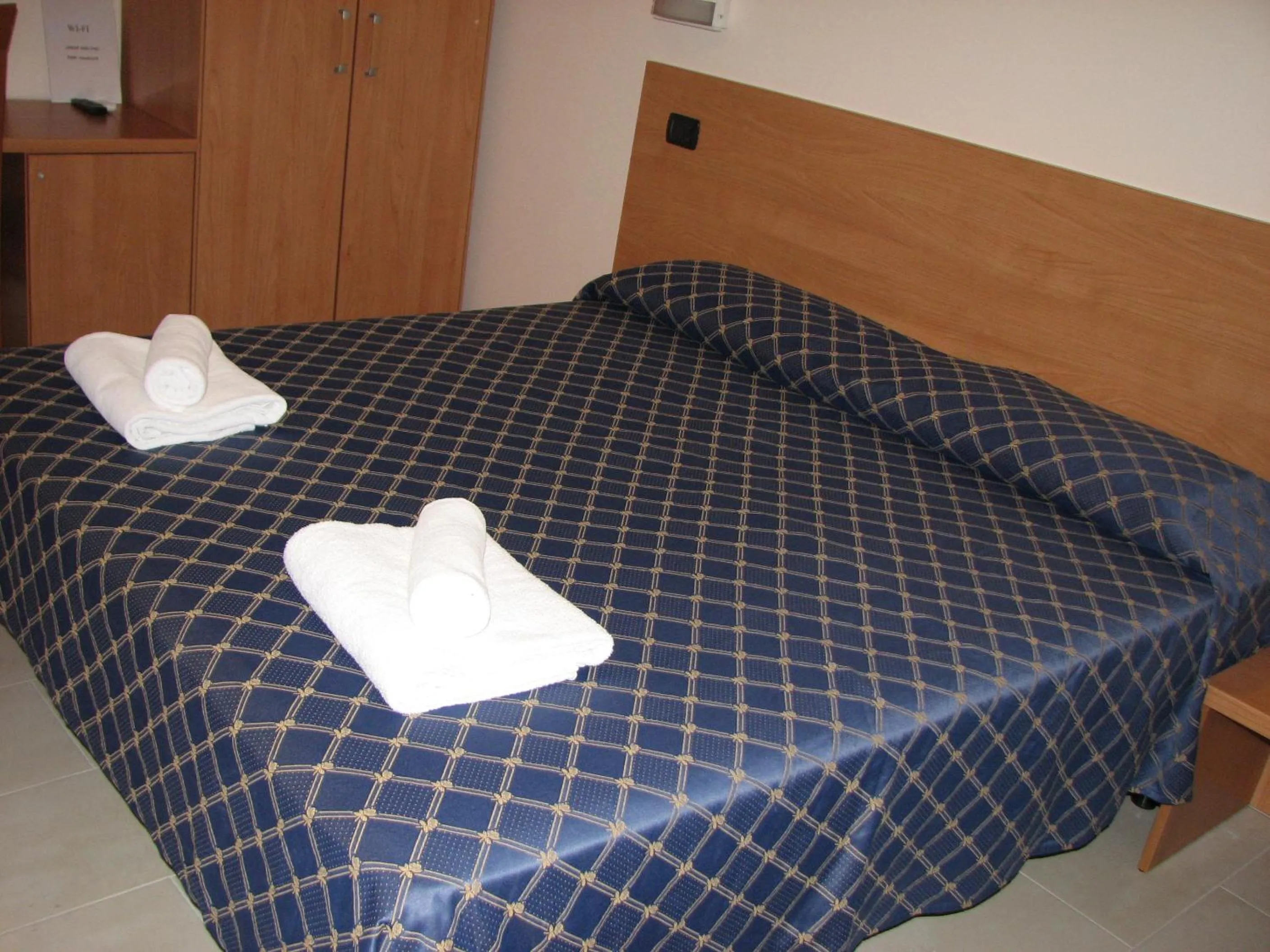 Bedroom, Bed in Friendship Place