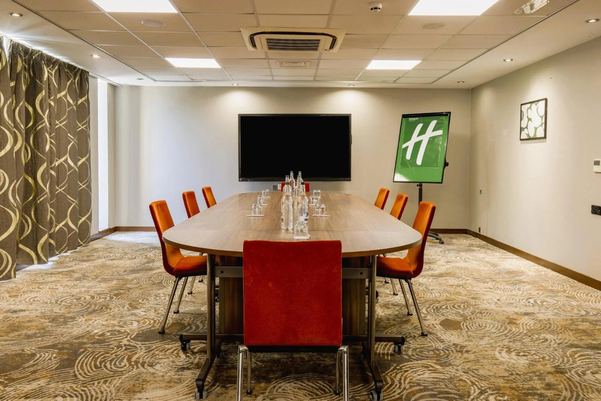 Meeting/conference room in Holiday Inn Bristol City Centre by IHG