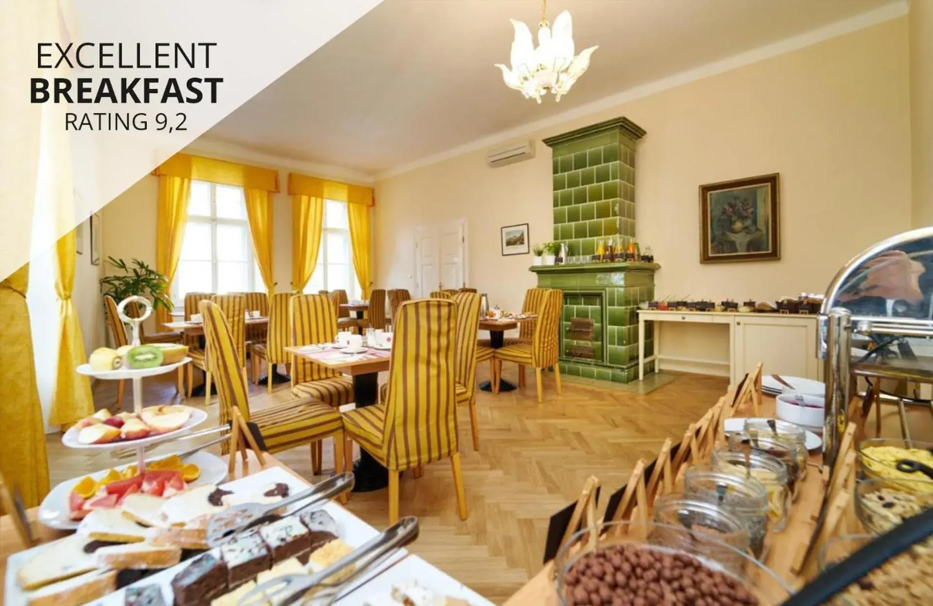 Breakfast, Restaurant/Places to Eat in Josephine Old Town Square Hotel - Czech Leading Hotels