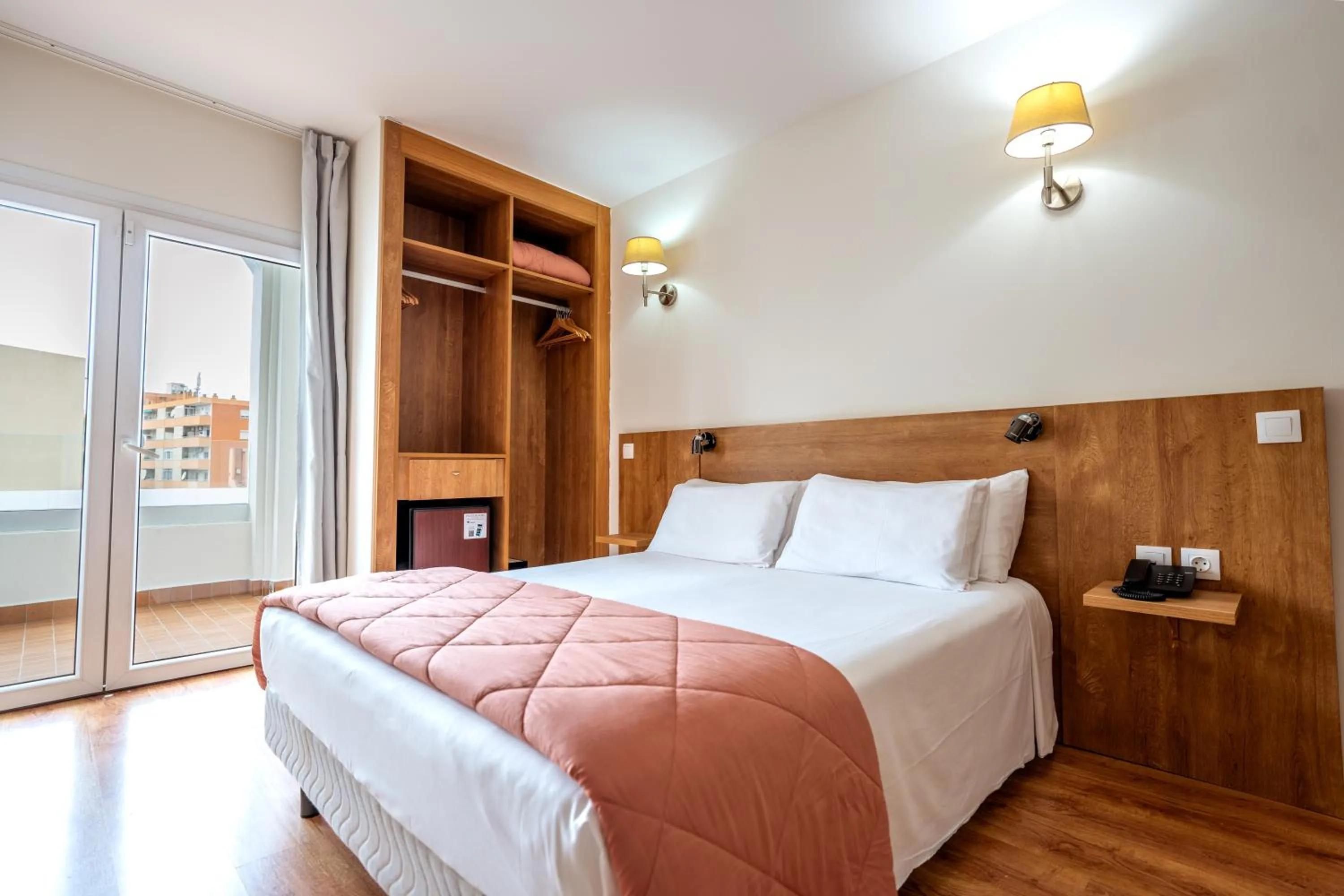 Bed in Nura Santa Ponsa & Spa