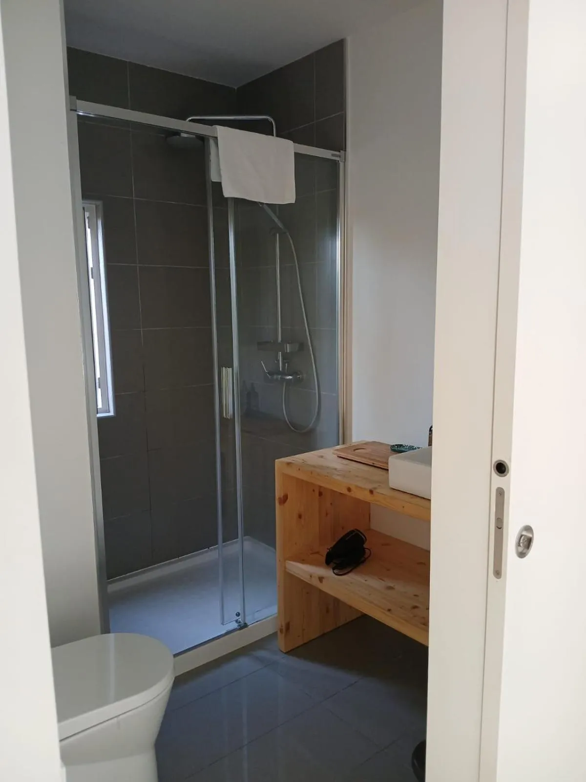 Toilet in Azen Cool House