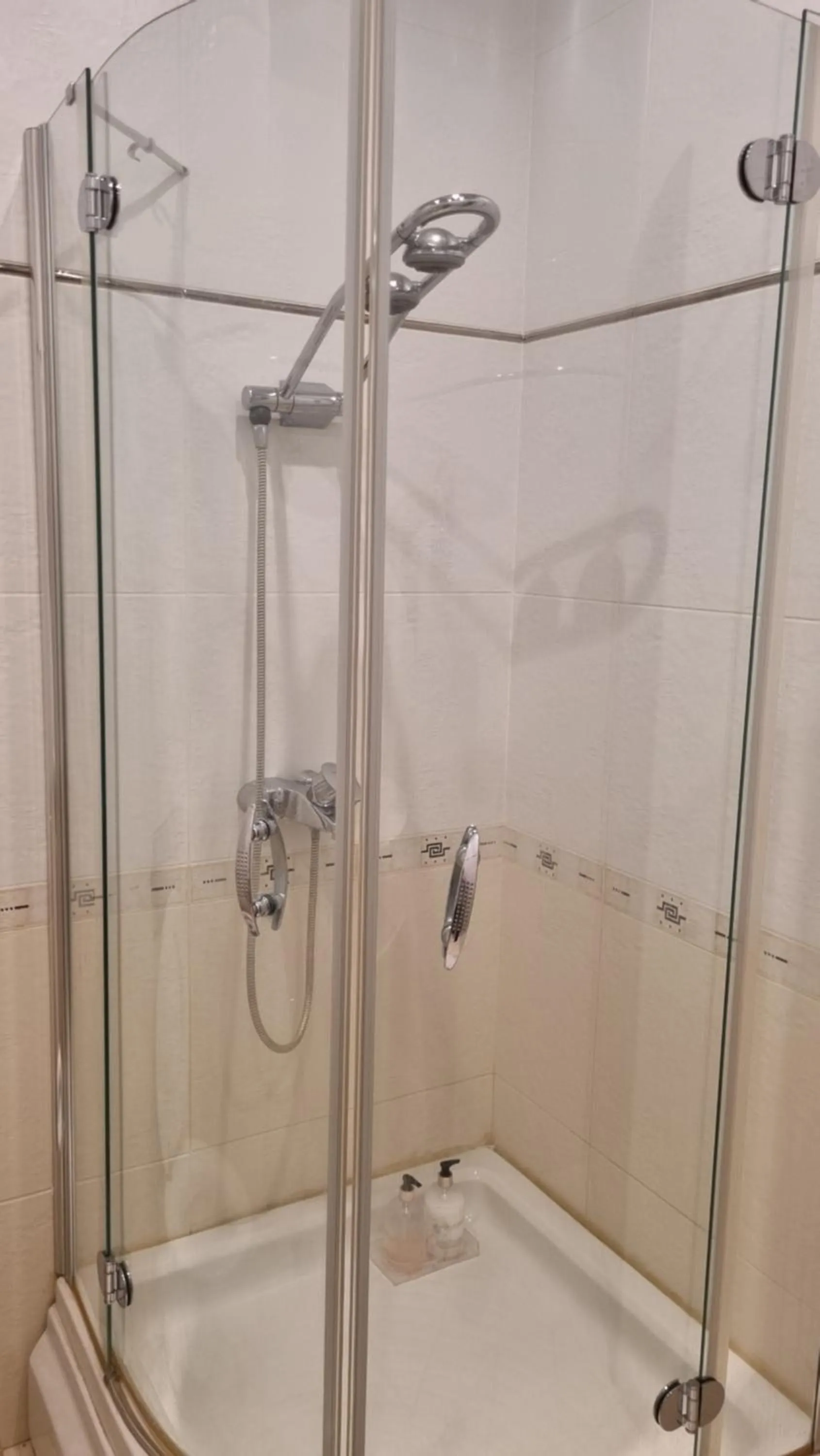 Shower in Baku Sea View Hotel