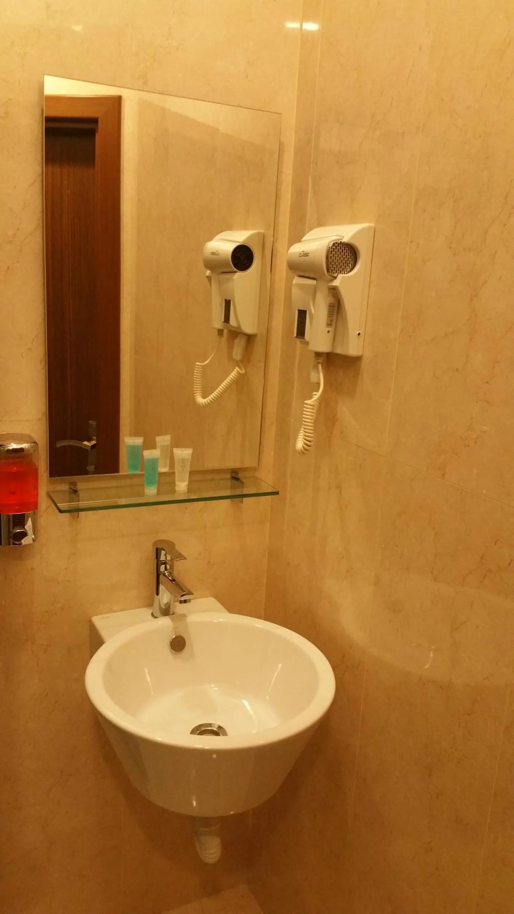 Bathroom in Baku Sea View Hotel