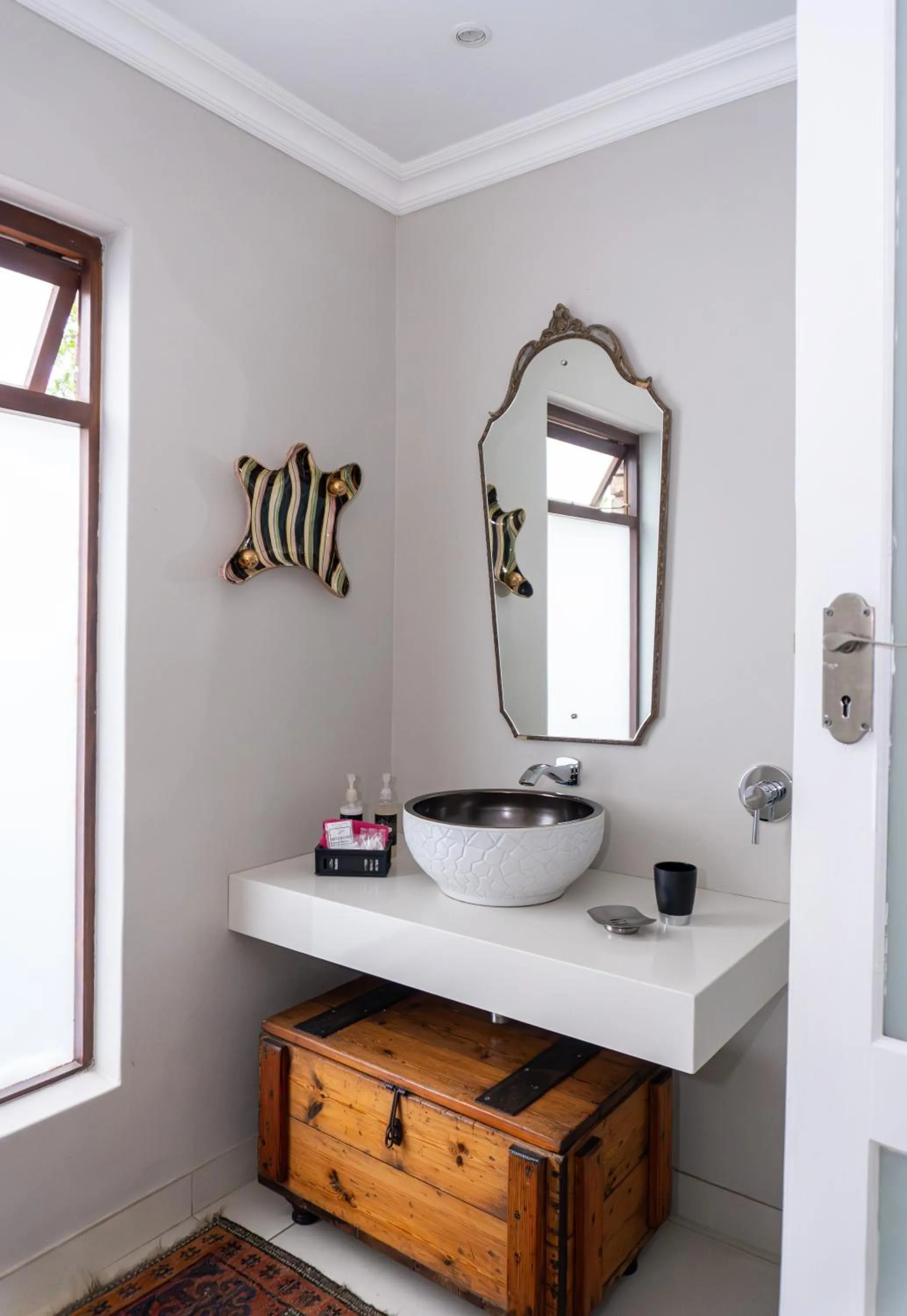 Bathroom in Earthbound Guest House