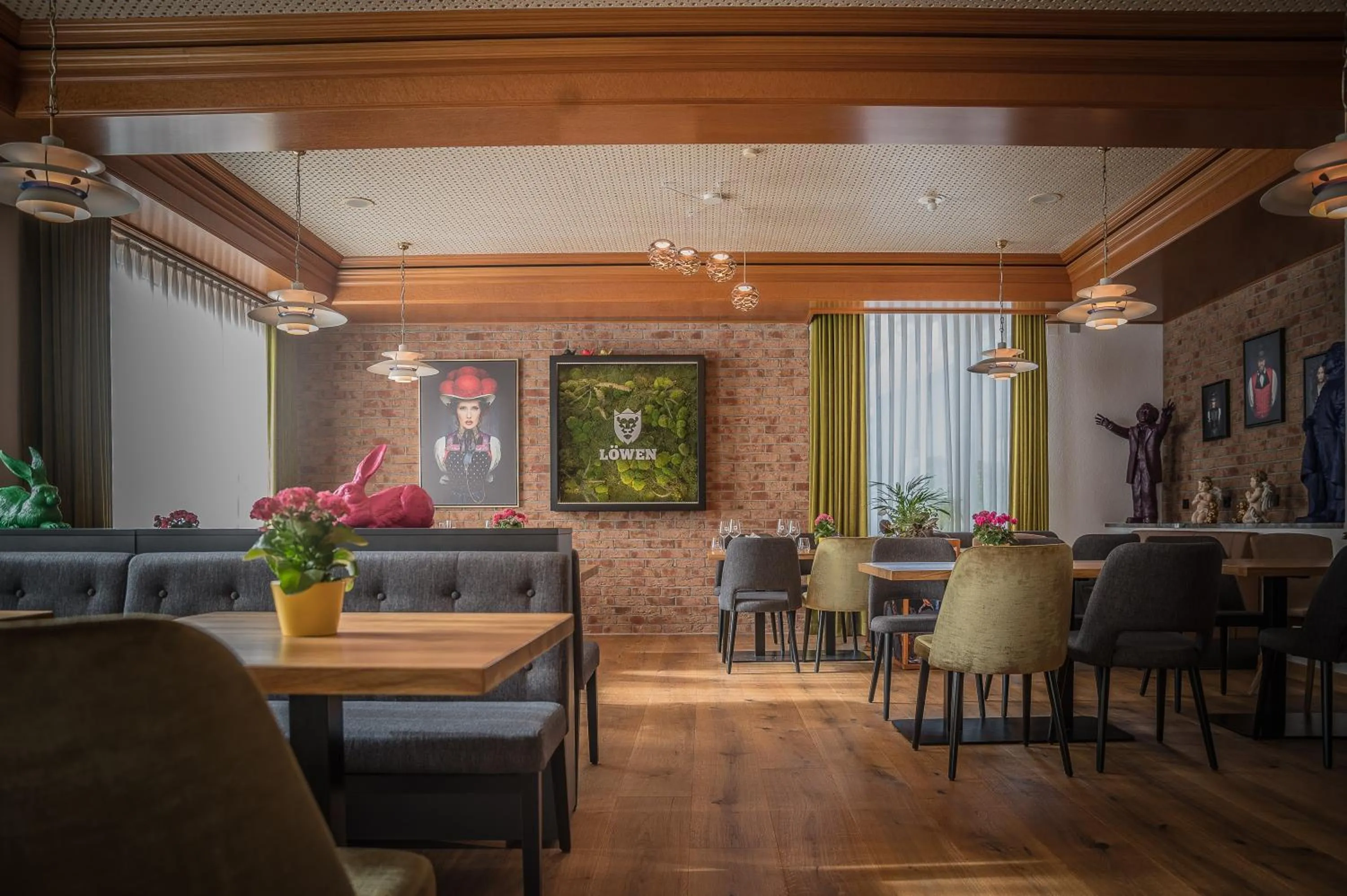 Restaurant/places to eat in Hotel & Gasthaus Löwen