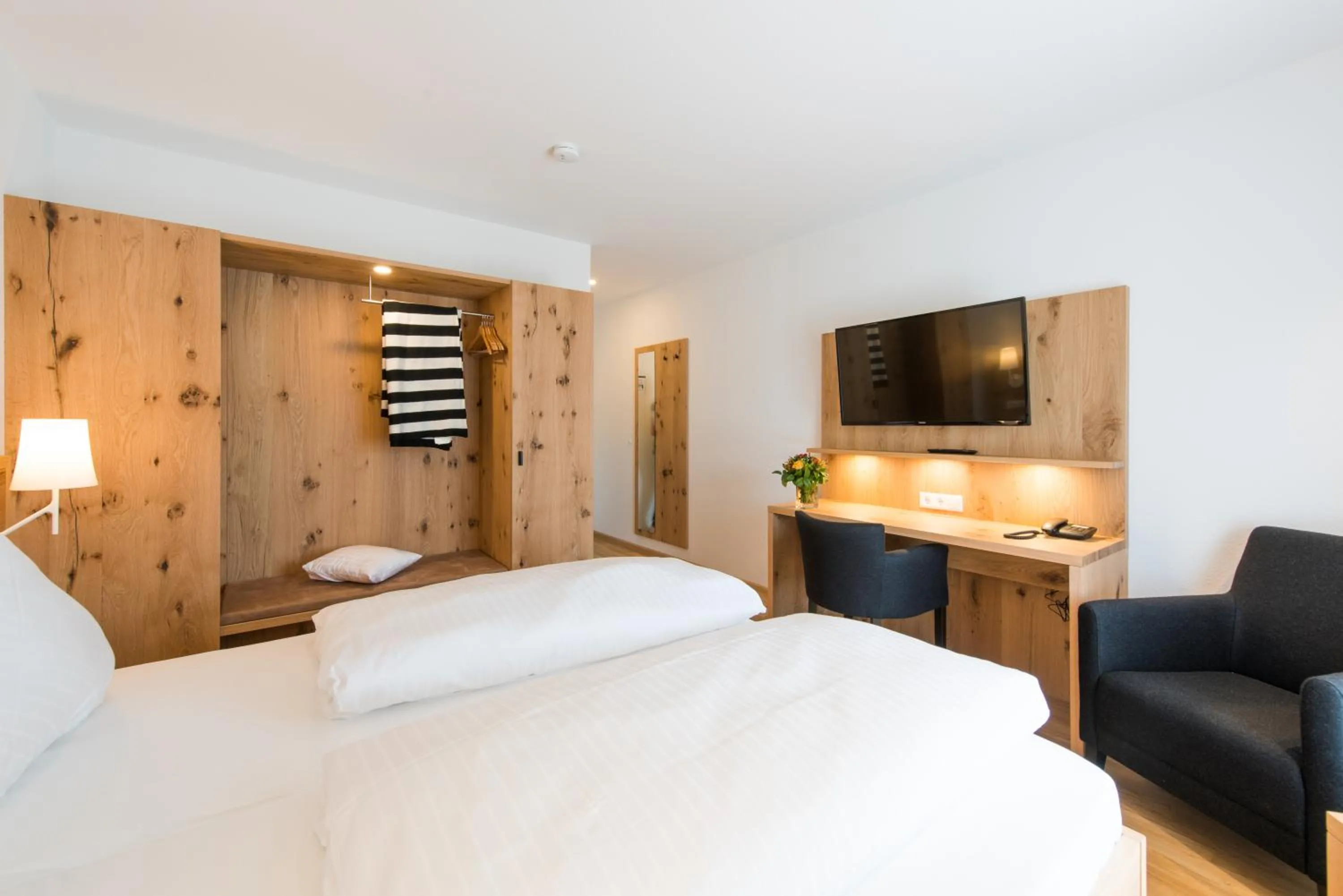 TV and multimedia, Bed in Hotel & Gasthaus Löwen
