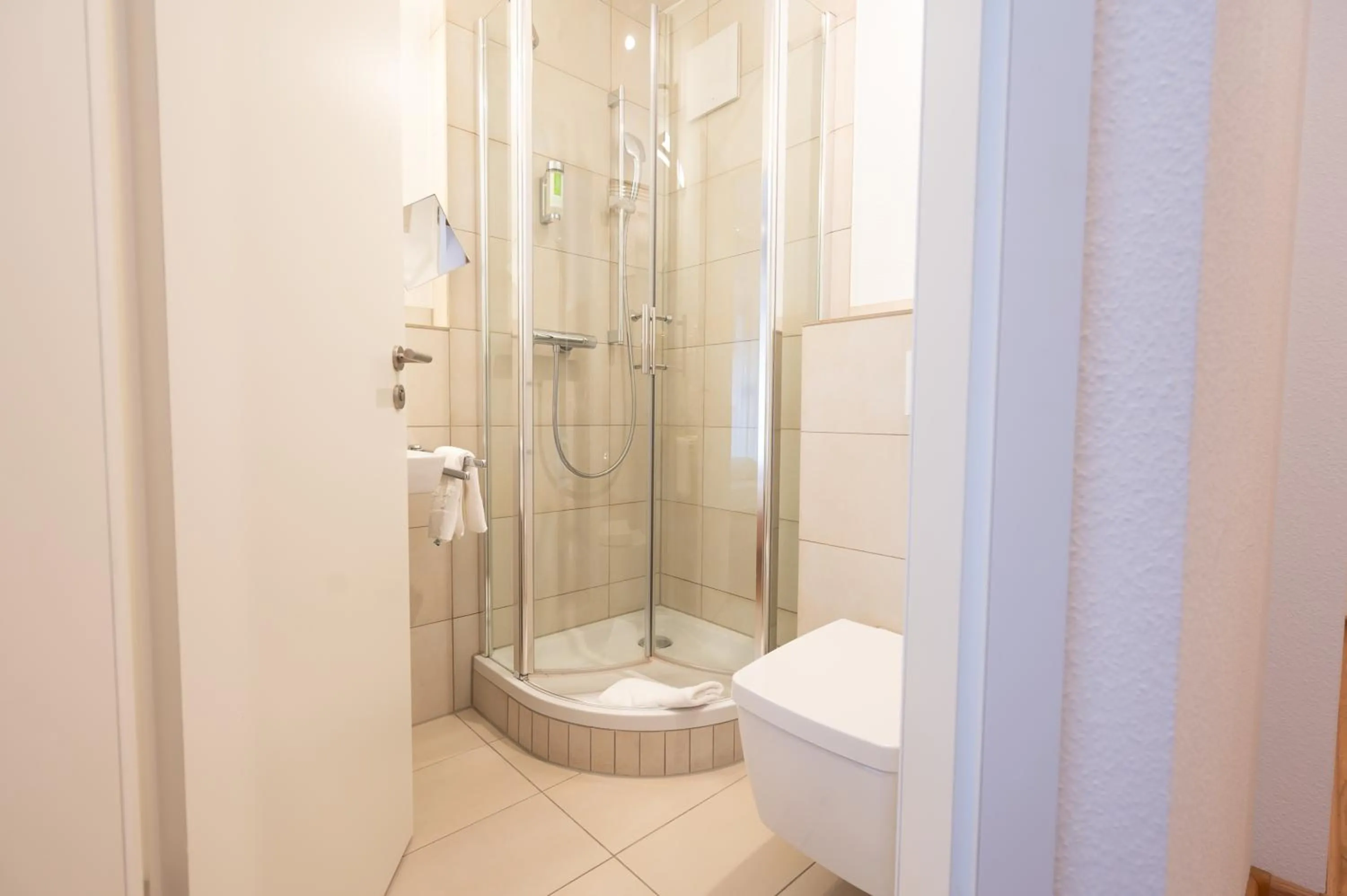 Shower in Hotel & Gasthaus Löwen
