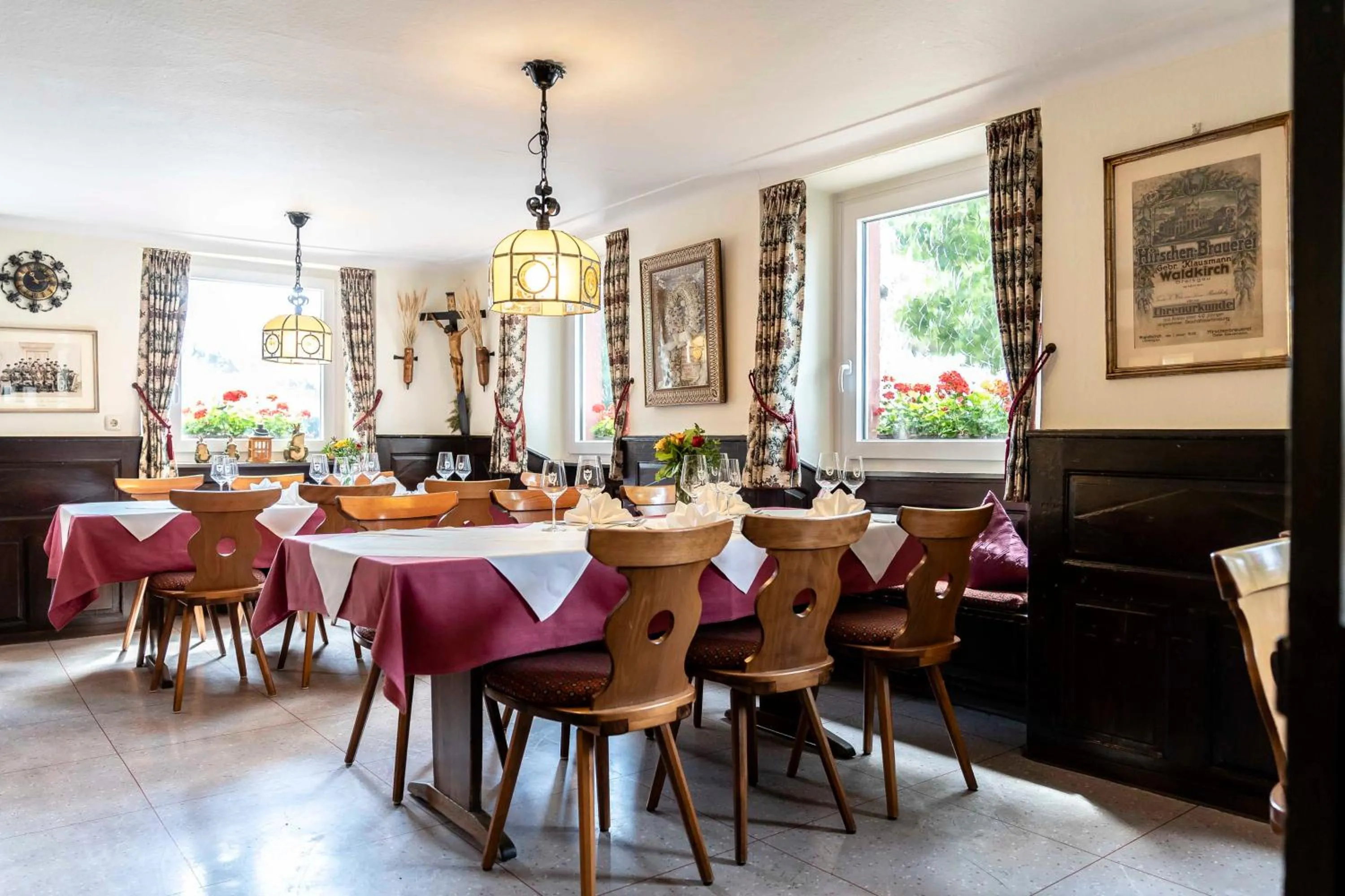 Restaurant/places to eat in Hotel & Gasthaus Löwen