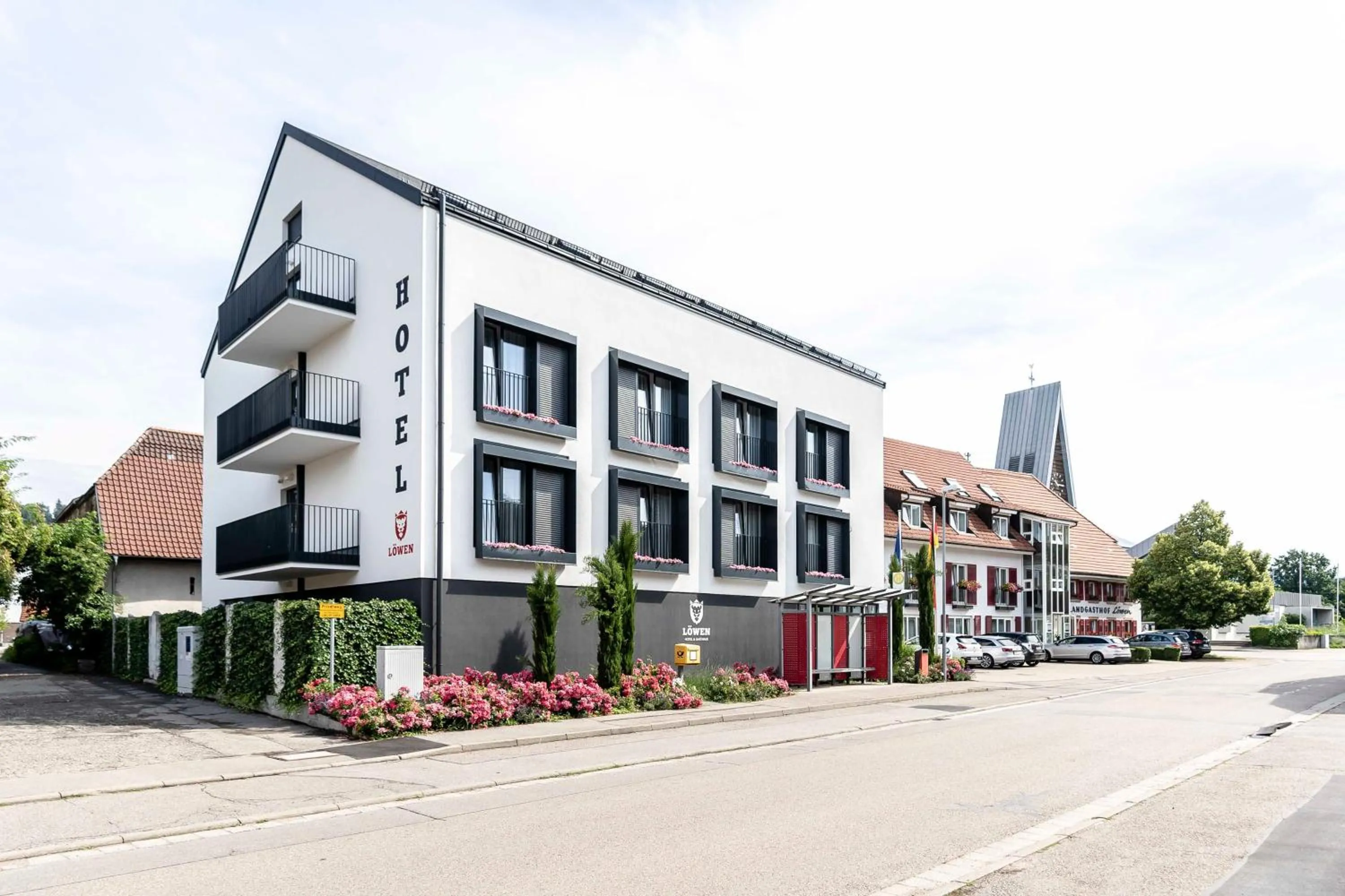 Property building in Hotel & Gasthaus Löwen